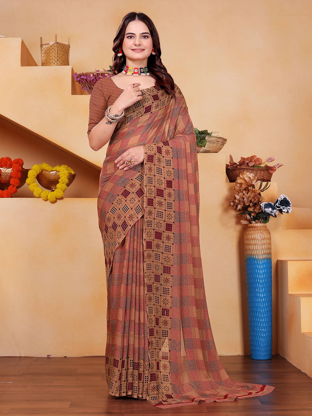     			Kanooda Prints Georgette Printed Saree With Unstitched Blouse Piece ( Brown )