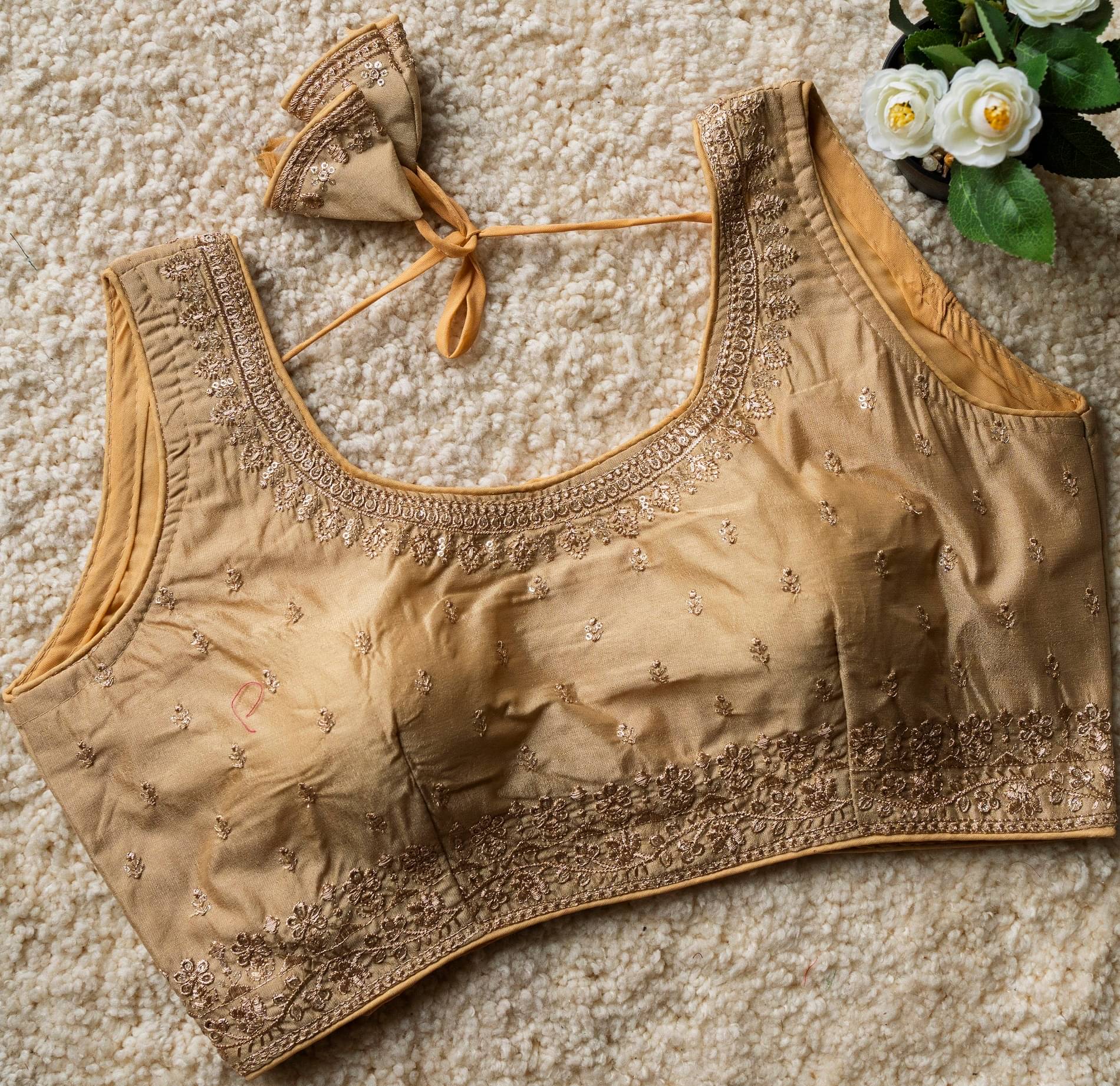     			Modern Mughals Gold Readymade with Pad Art Silk Women's Blouse ( Pack of 1 )