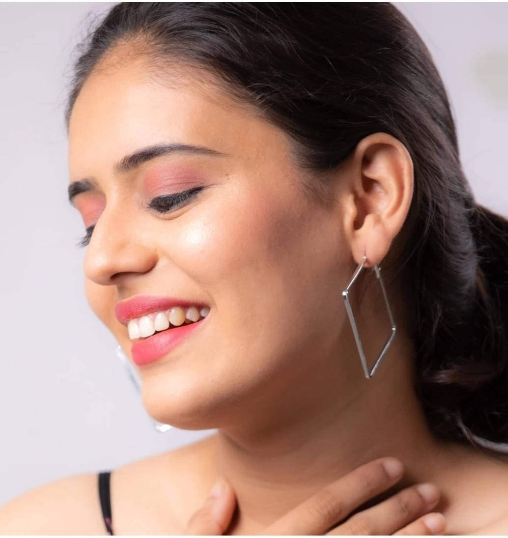     			Renu Creations Silver Hoops Earrings ( Pack of 1 )