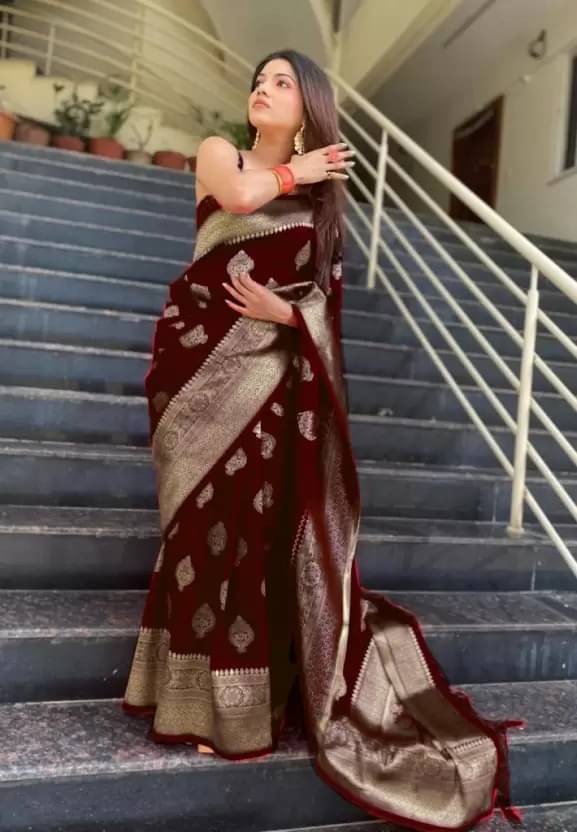 Samai Silk Woven Saree With Unstitched Blouse Piece ( Maroon ) Samai Silk Woven Saree With Unstitched Blouse Piece ( Maroon )