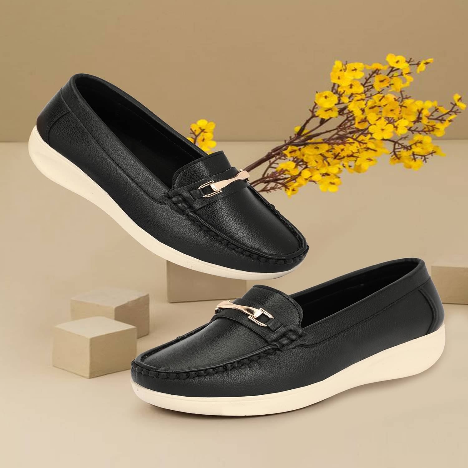     			Trotus Black Women's Casual Ballerinas