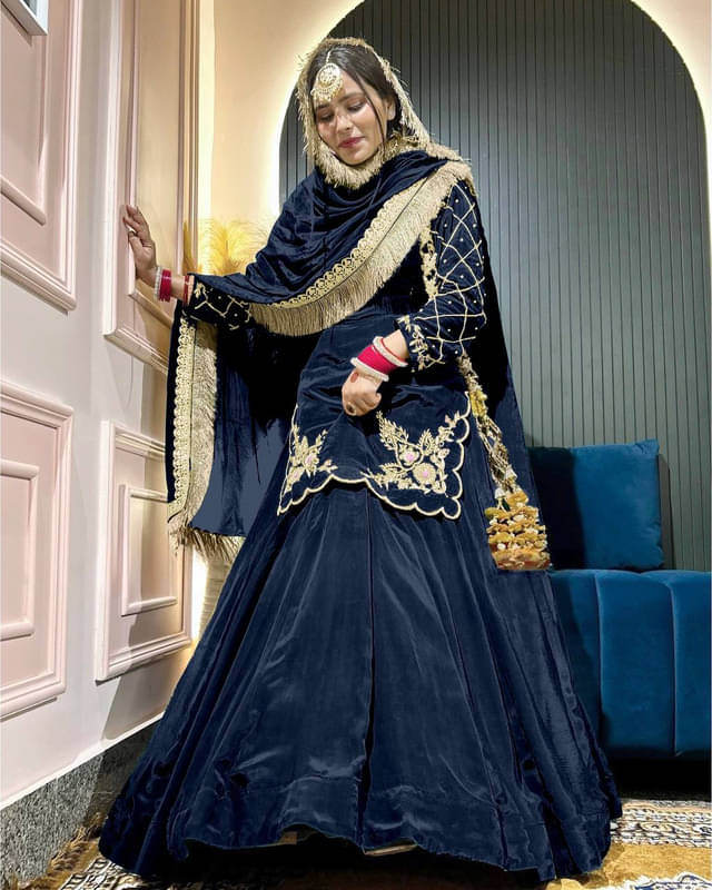     			rangvini Women Silk Embroidered Straight Kurti With Sharara And Gharara ( Blue )