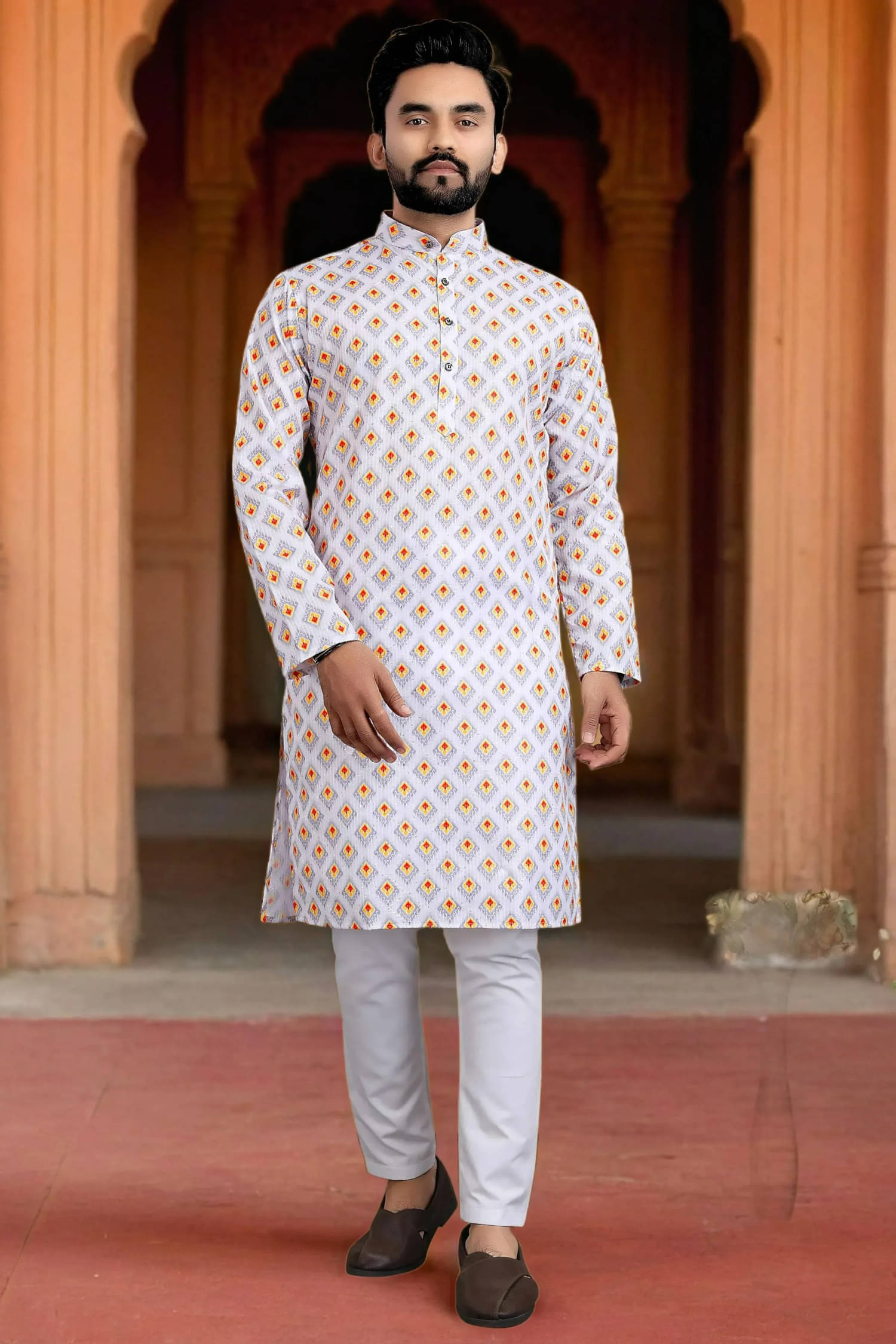     			shree creation White Cotton Regular Fit Men's Kurta Pyjama Set ( Pack of 1 )