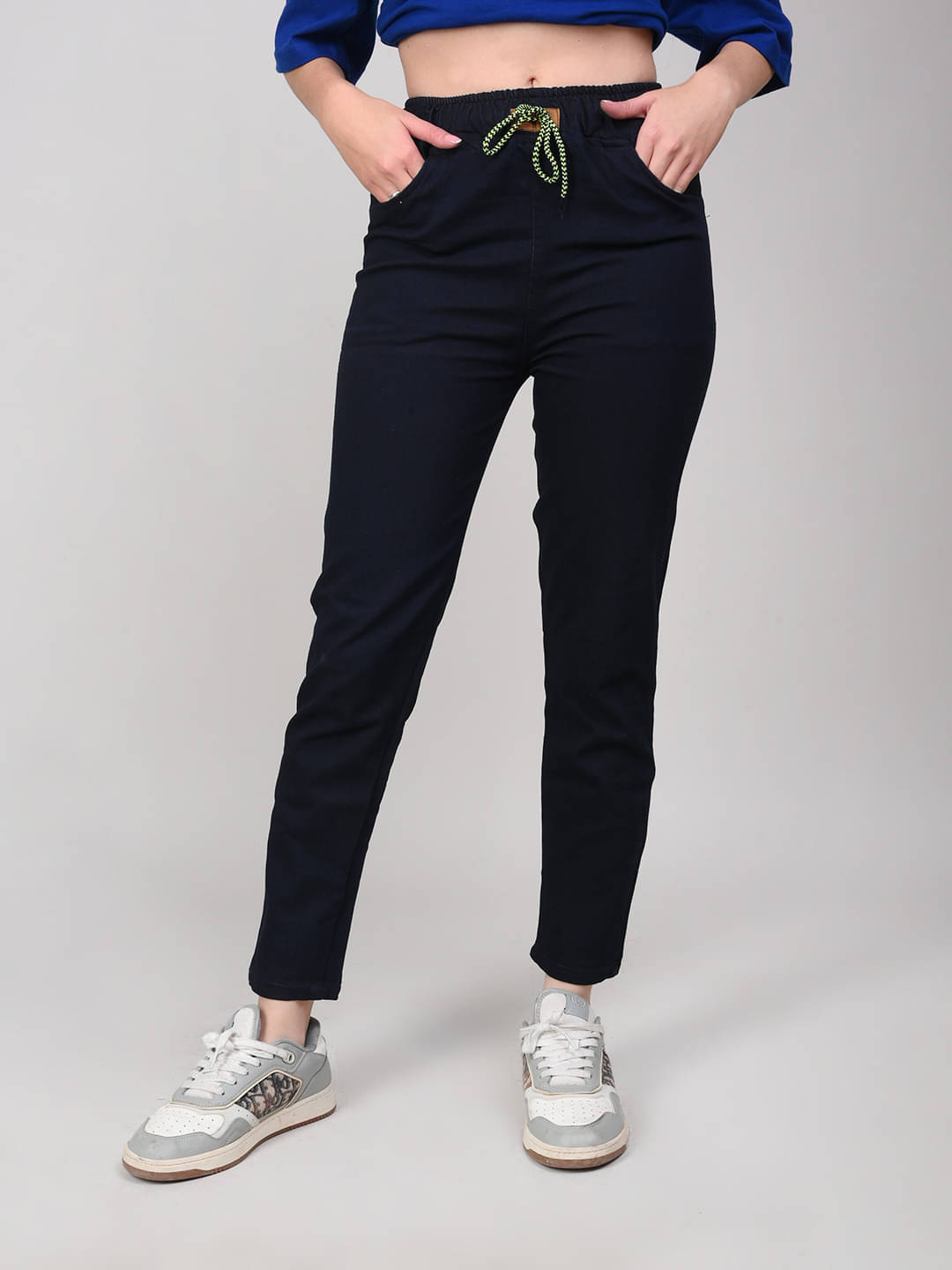     			NEUNK Women's Bootcut Mid-Rise Jeans ( Black )
