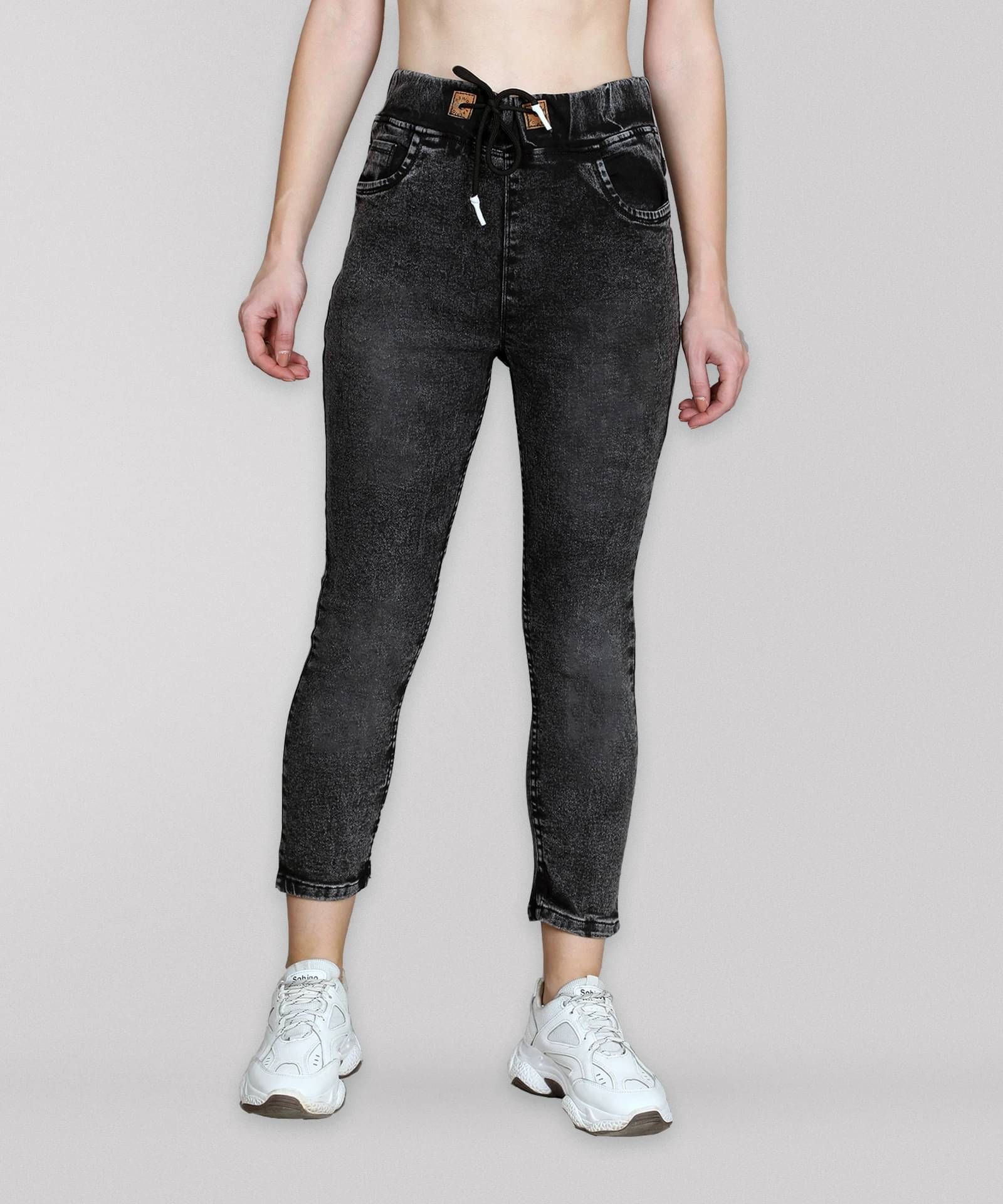     			NEUNK Women's Boyfriend Fit Mid-Rise Jeans ( Black )