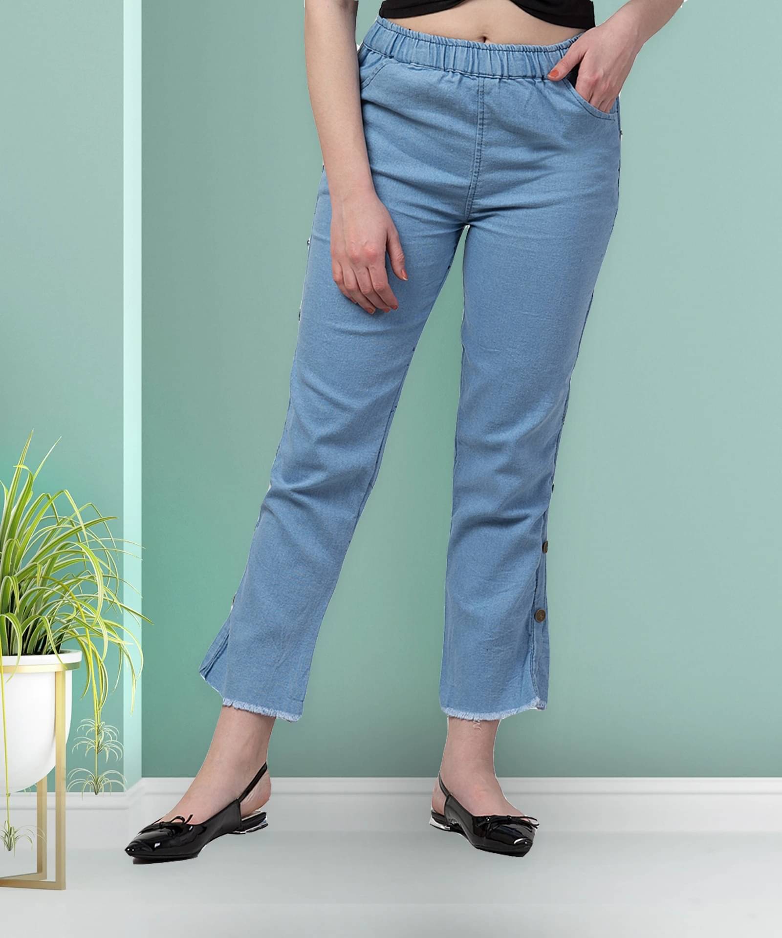     			NEUNK Women's Boyfriend Fit Mid-Rise Jeans ( Light Blue )
