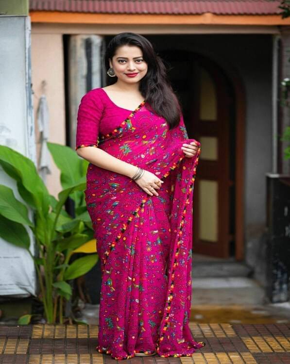 Saadhvi Georgette Printed Saree With Unstitched Blouse Piece ( Rani )     			Saadhvi Georgette Printed Saree With Unstitched Blouse Piece ( Rani )