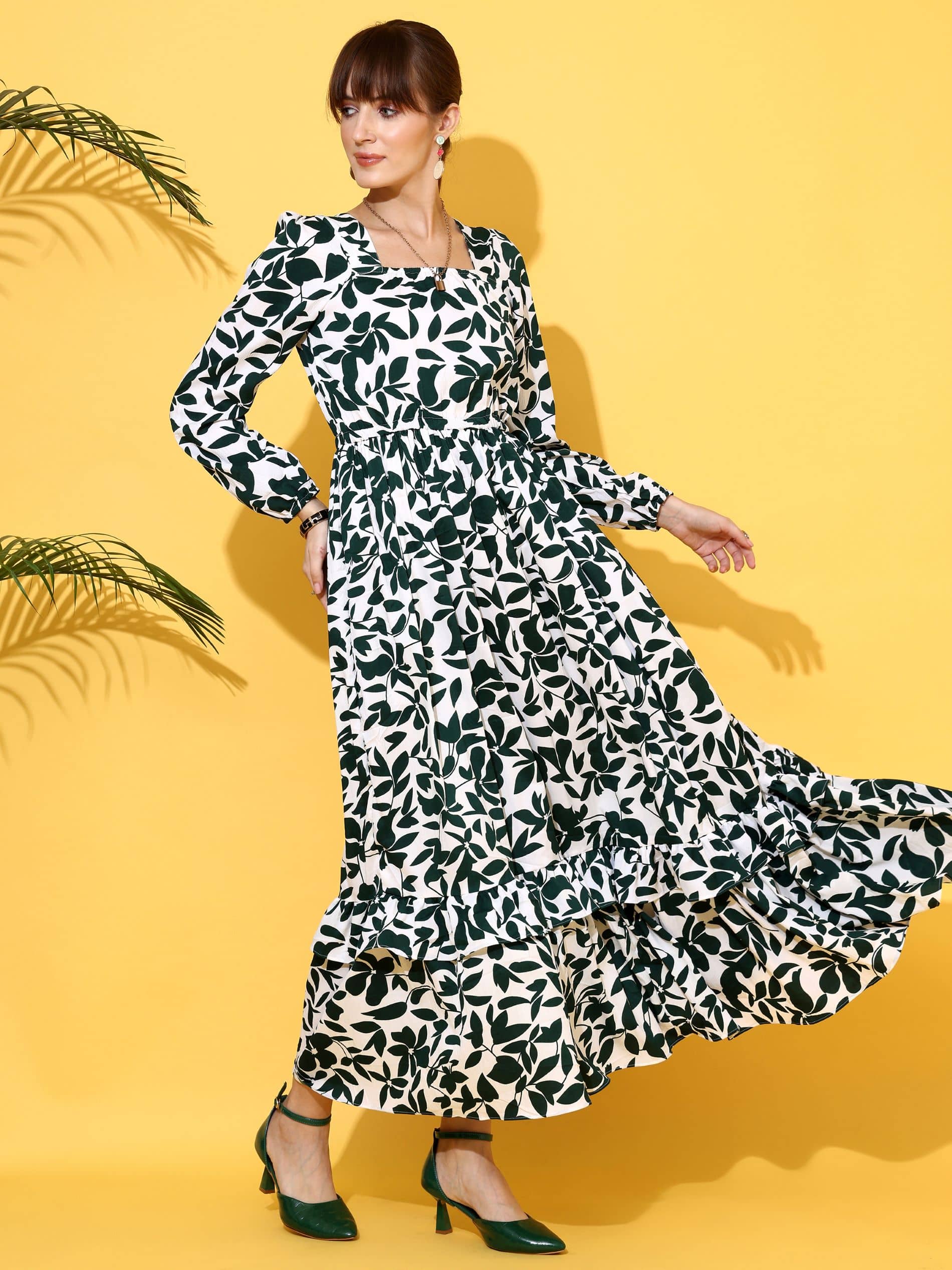 Sheetal associates Women Crepe Printed Fit & Flare Dress ( Green )