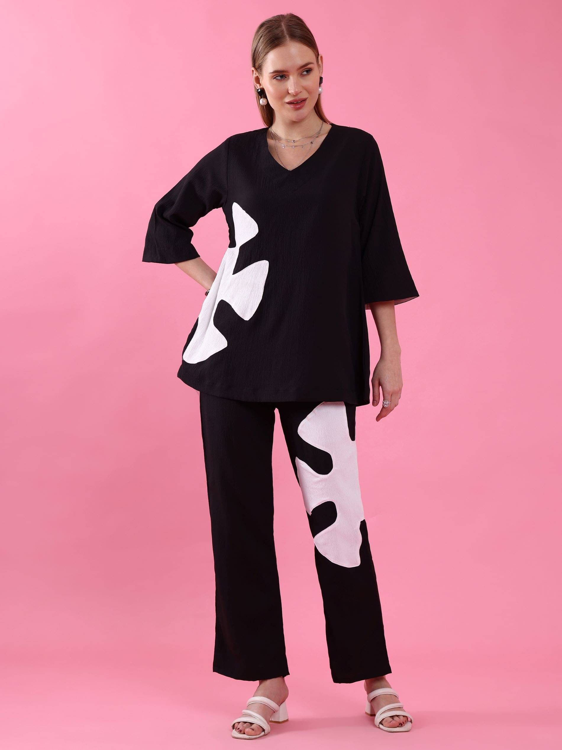 Sheetal associates Women Printed Top With Trousers Co-Ord Set ( Black ) Sheetal associates Women Printed Top With Trousers Co-Ord Set ( Black )