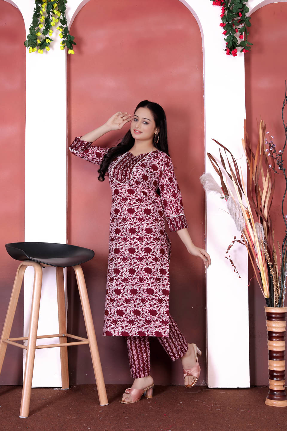     			YAGNIK FASHION Women Cotton Printed Straight Kurti With Pants ( Maroon )