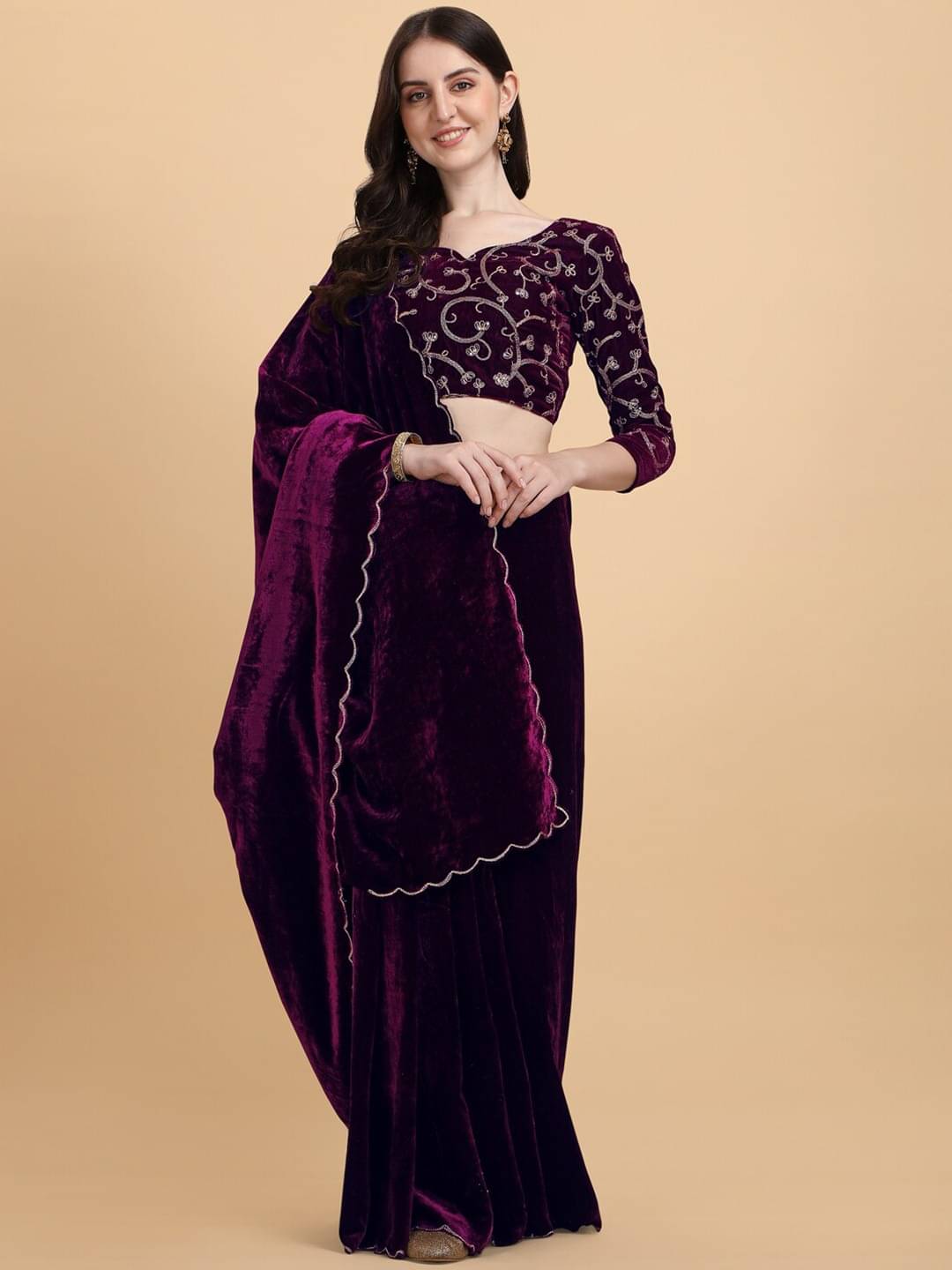 Prazvika Velvet Solid Jamdani Saree With Unstitched Blouse Piece ( Purple ) Prazvika Velvet Solid Jamdani Saree With Unstitched Blouse Piece ( Purple )