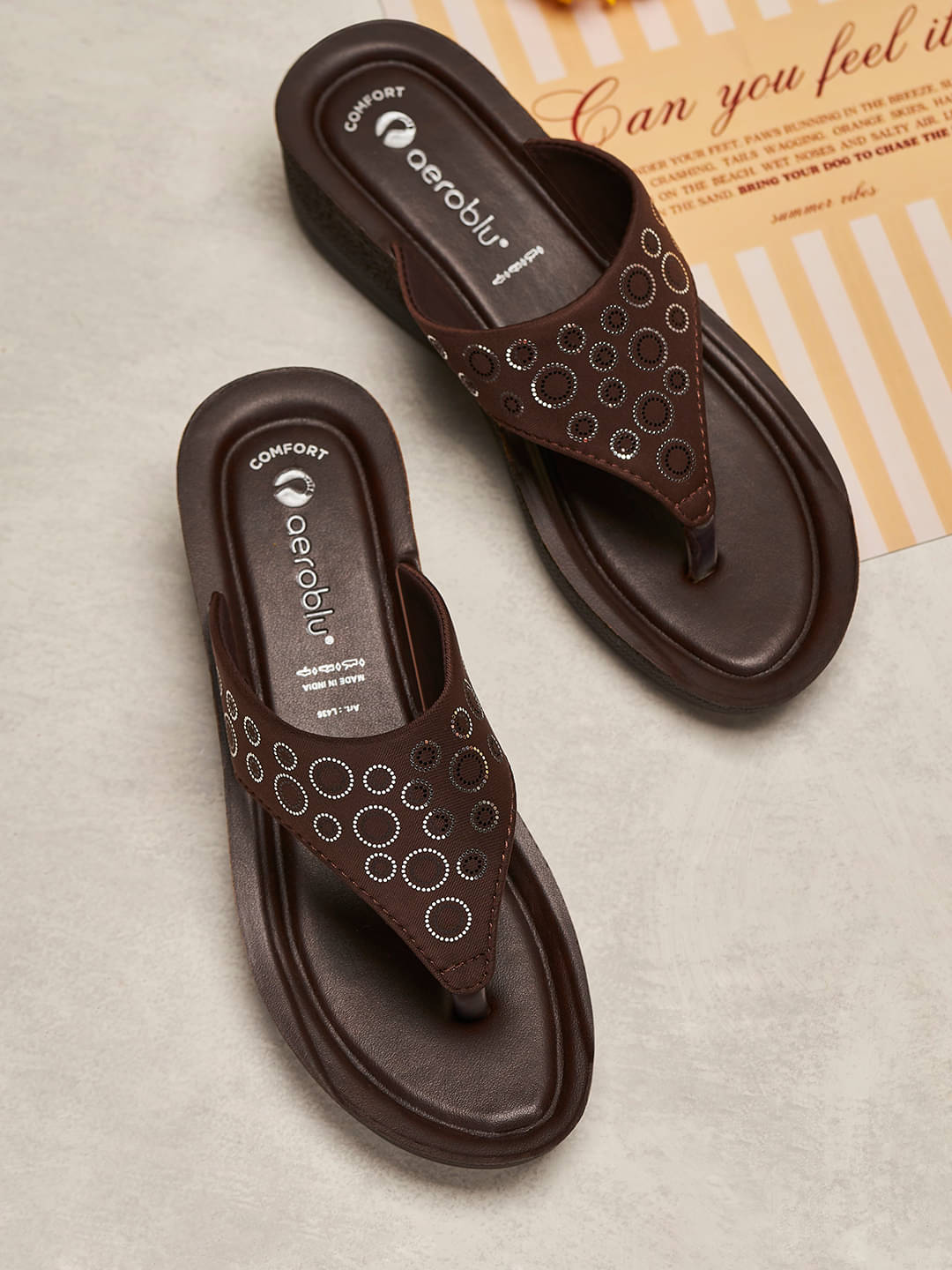     			Aeroblu Brown Women's Slipper