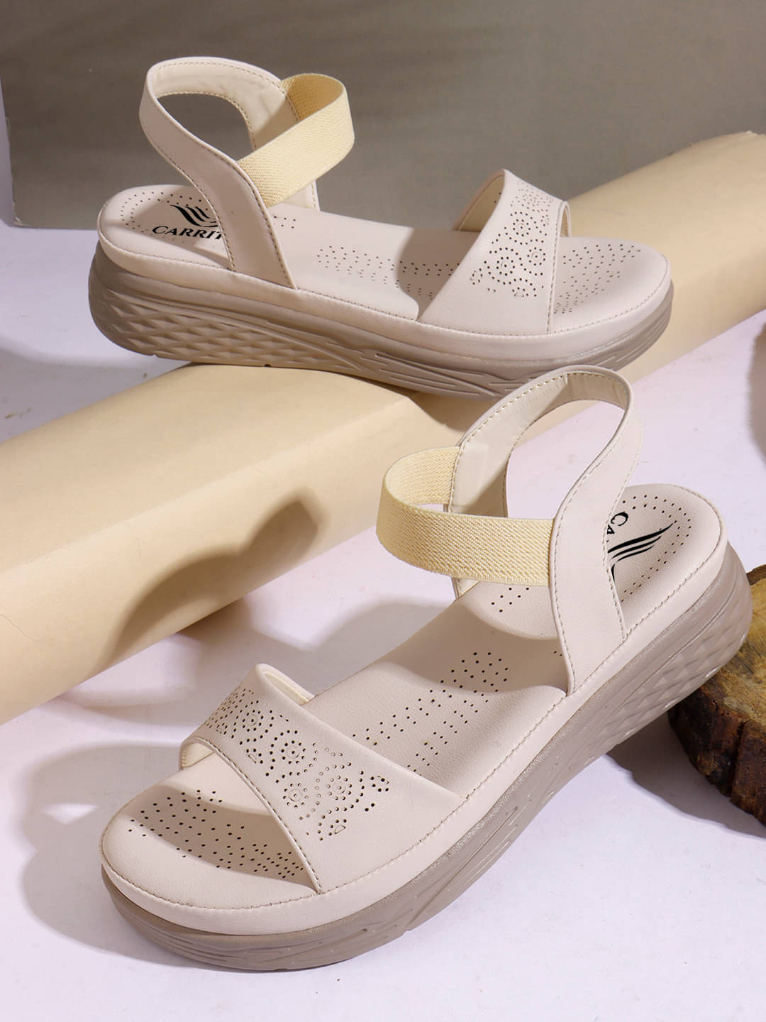 Carrito Camel Women's Floater Sandals Carrito Camel Women's Floater Sandals