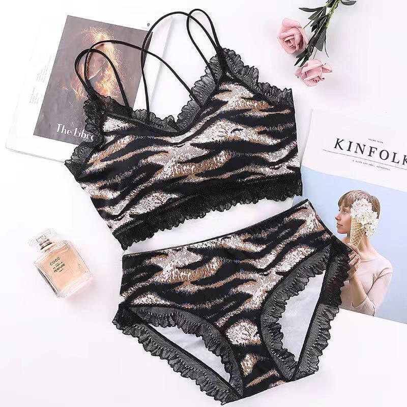 FLYING QUEEN Pack of 1 Lycra Bra & Panty Set For Women ( Multicolor )     			FLYING QUEEN Pack of 1 Lycra Bra & Panty Set For Women ( Multicolor )