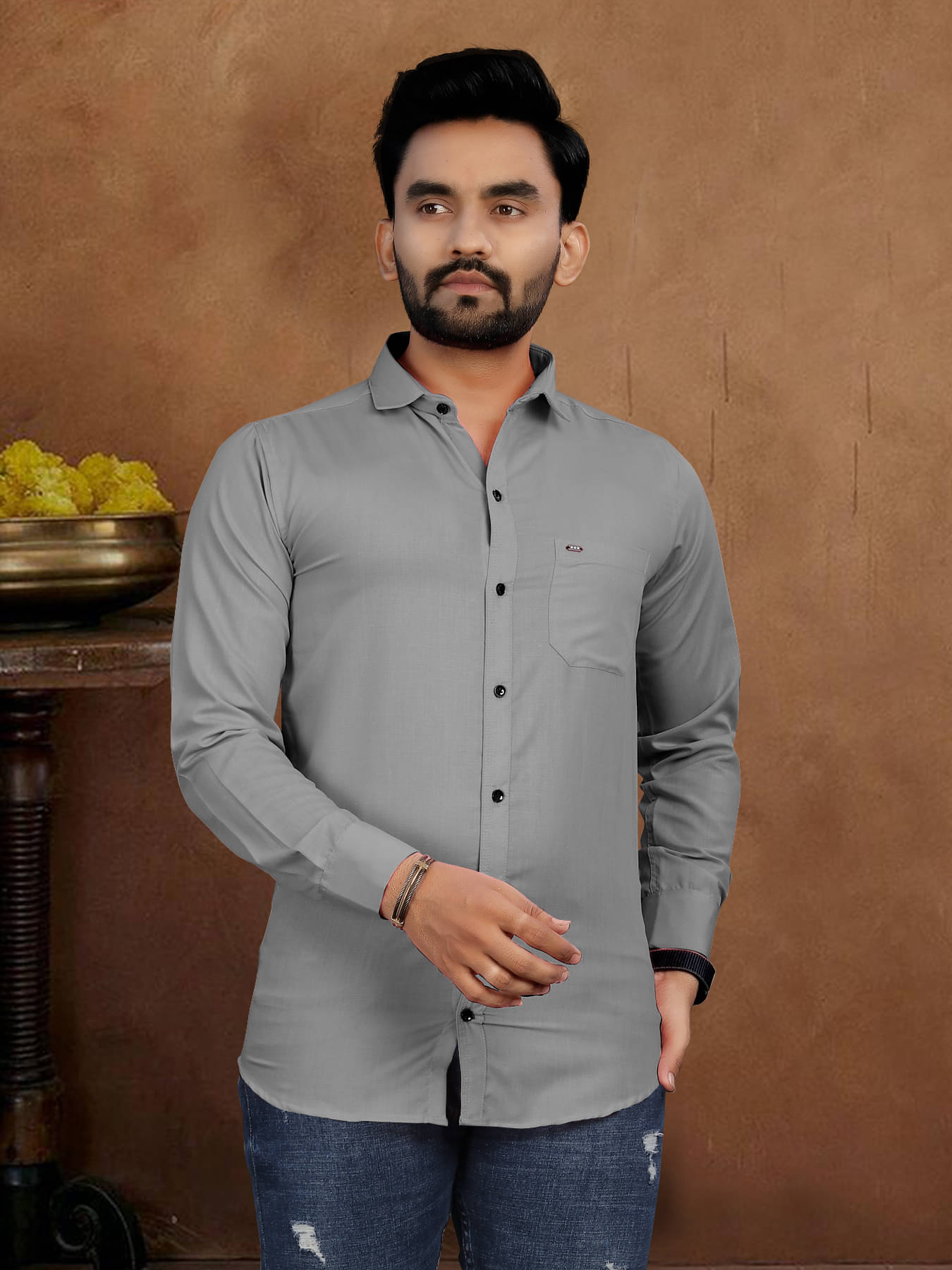     			Fashionfricks Cotton Blend Regular Fit Solids Full Sleeves Men's Casual Shirt - Grey ( Pack of 1 )