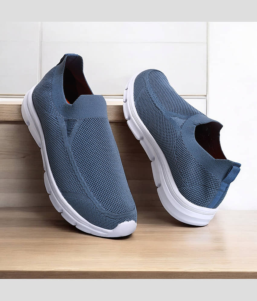 Hotspot Navy Men's Sports Running Shoes - Sports Shoes | Buy online on ZillyBuy