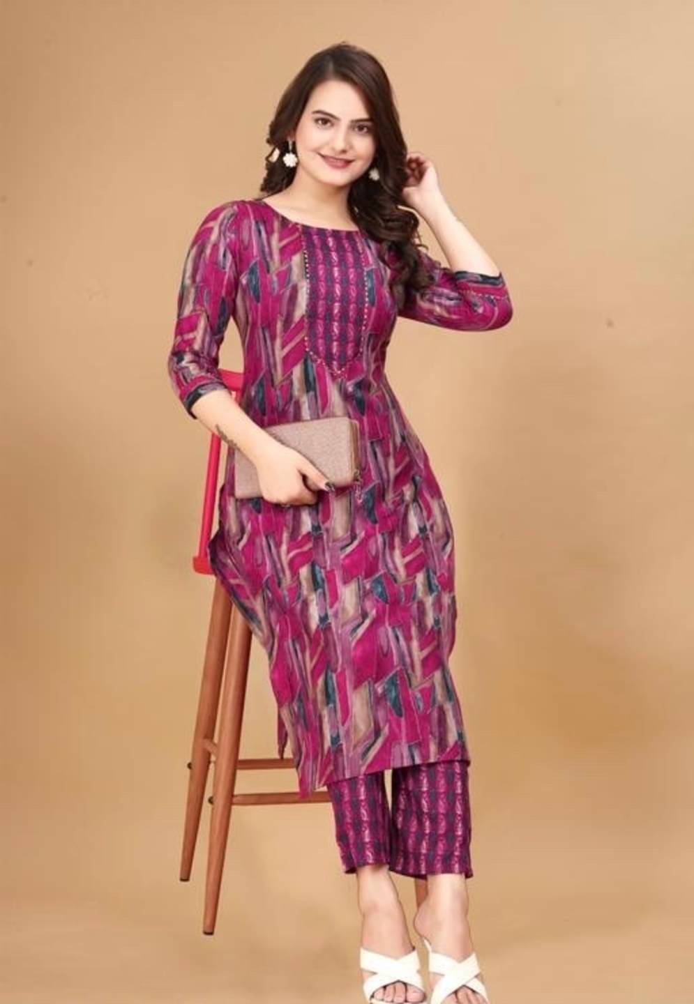 Jinal Creation Women Cotton Blend Self Design Straight Kurti With Pants ( Pink ) Jinal Creation Women Cotton Blend Self Design Straight Kurti With Pants ( Pink )