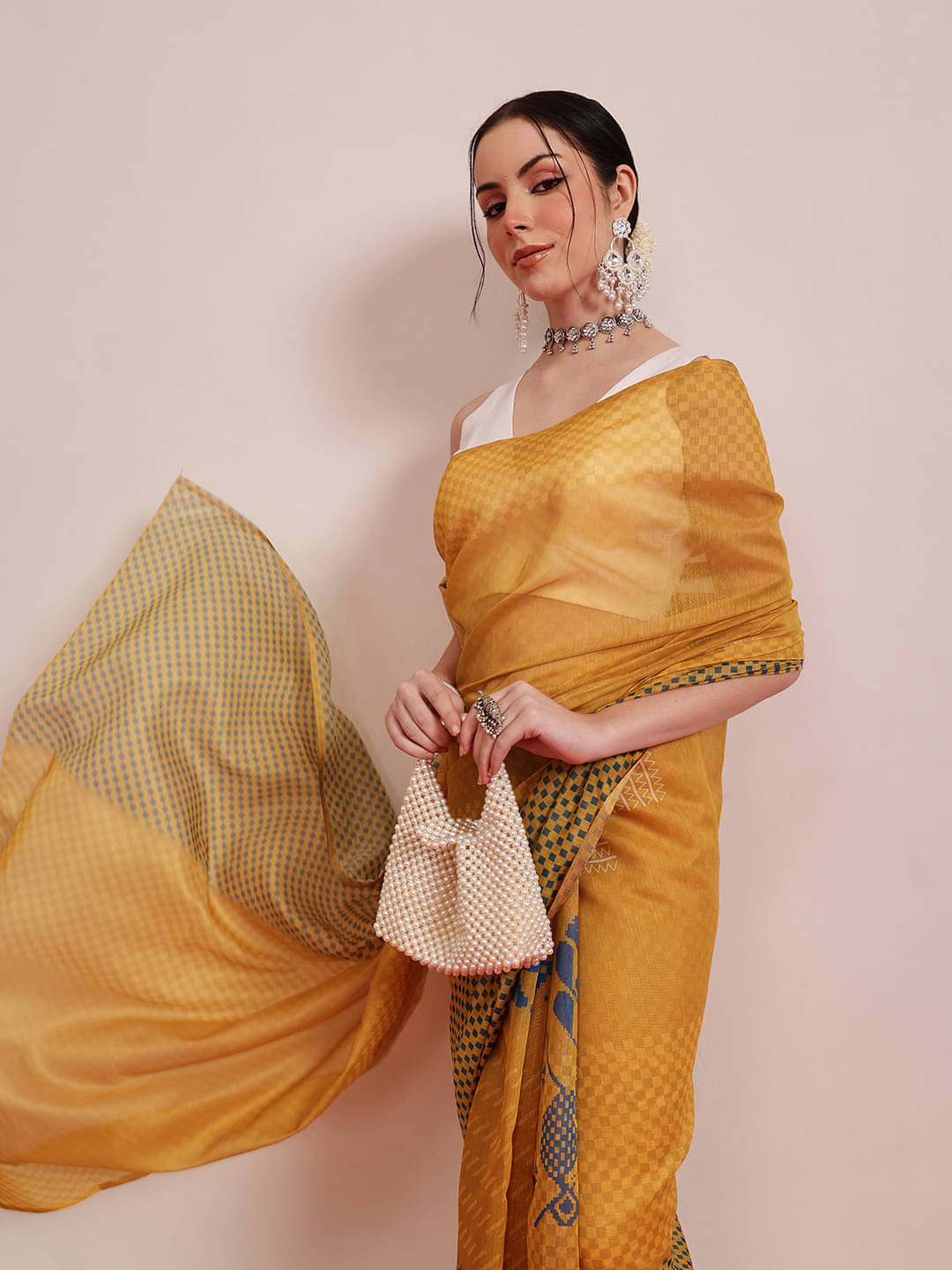     			Silk Zone Cotton Blend Printed Chanderi saree With Unstitched Blouse Piece ( Yellow )