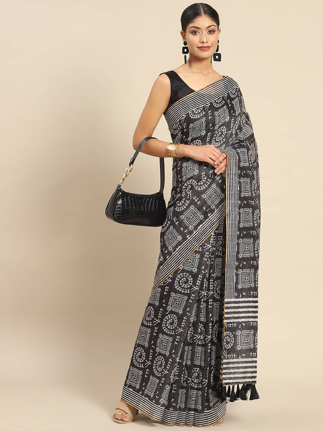     			Silk Zone Cotton Blend Printed Chanderi saree With Unstitched Blouse Piece ( Black )
