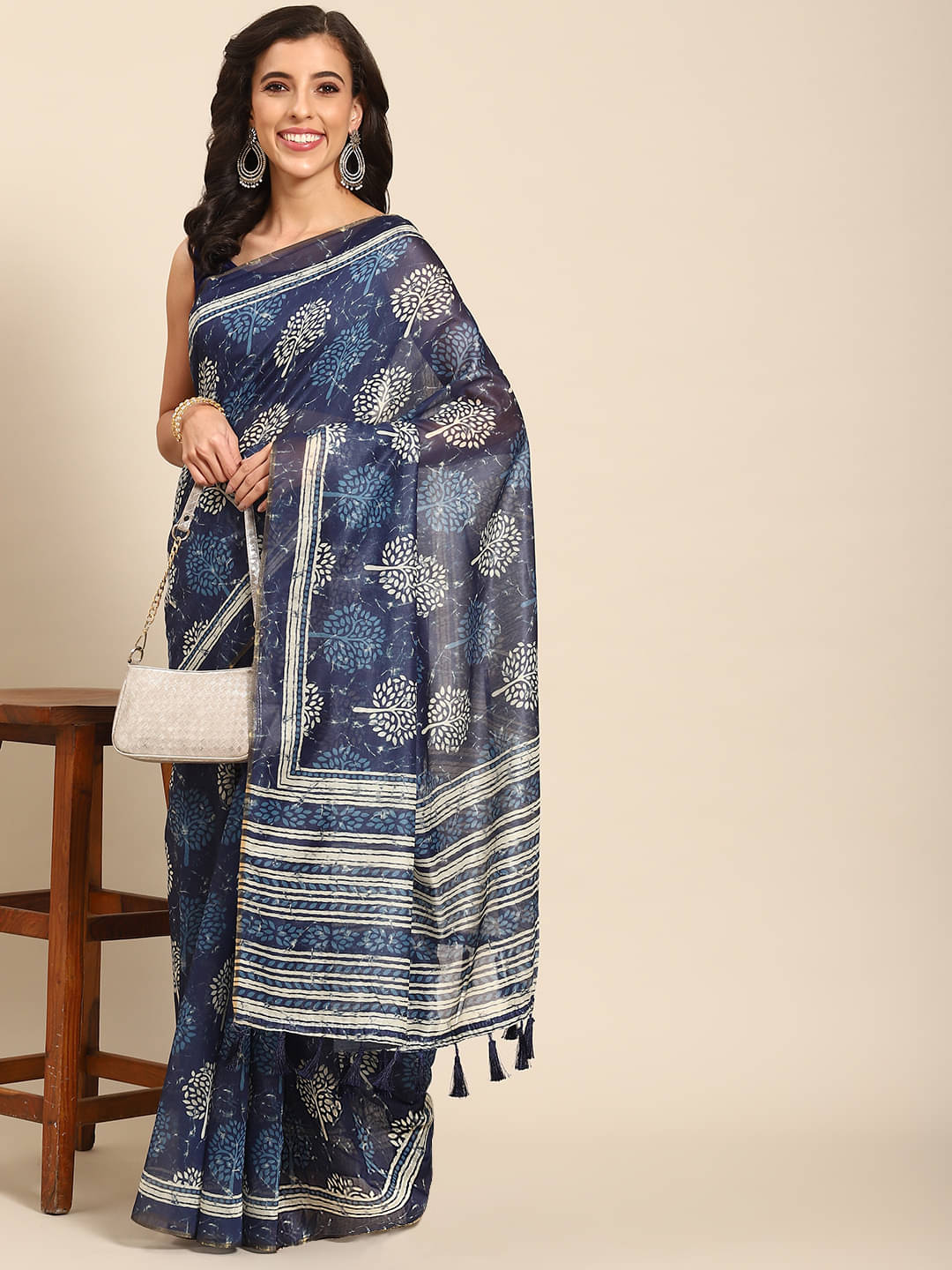 Silk Zone Cotton Blend Printed Chanderi saree With Unstitched Blouse Piece ( Blue ) Silk Zone Cotton Blend Printed Chanderi saree With Unstitched Blouse Piece ( Blue )