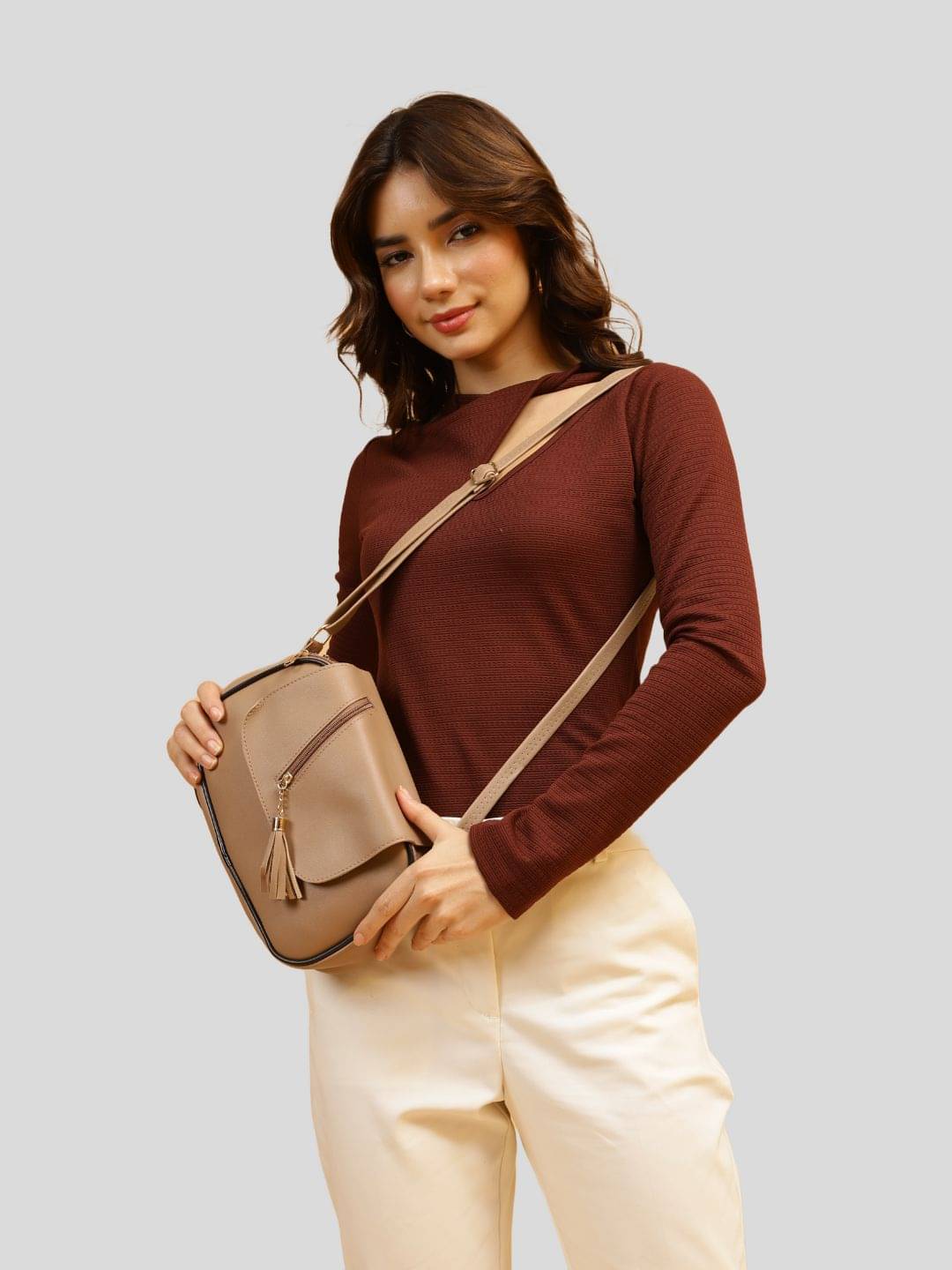     			Springberry Sling Bag PU Set of 1 ( Nude )