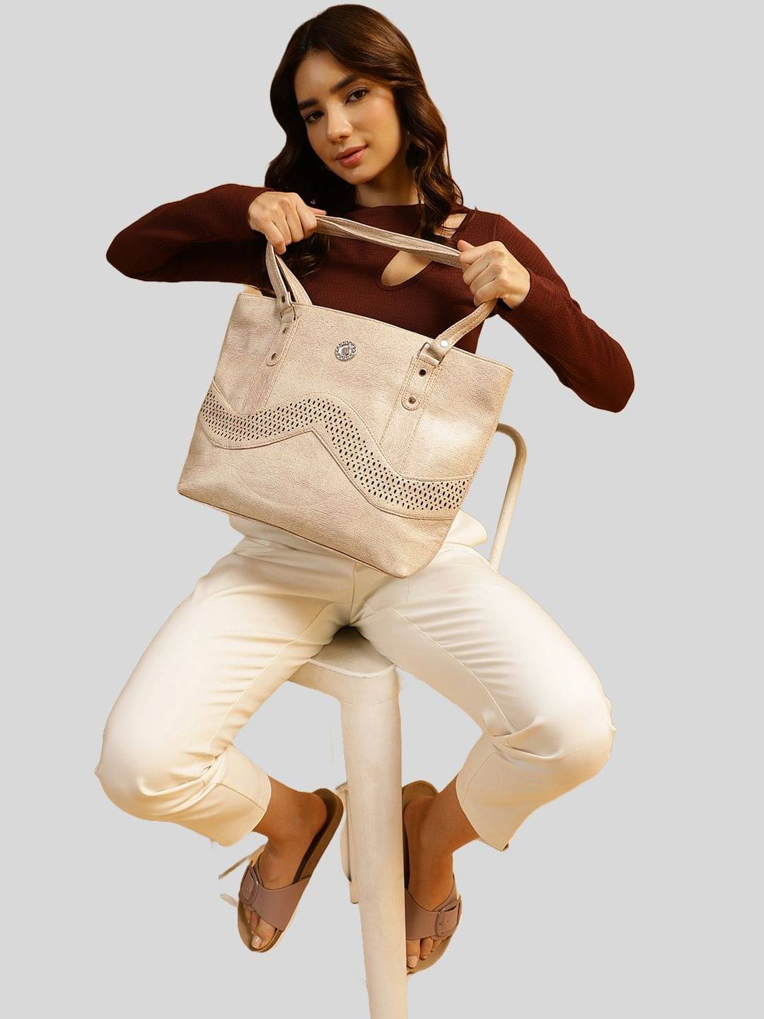     			Springberry Tote Bag PU Set of 1 ( Beige )