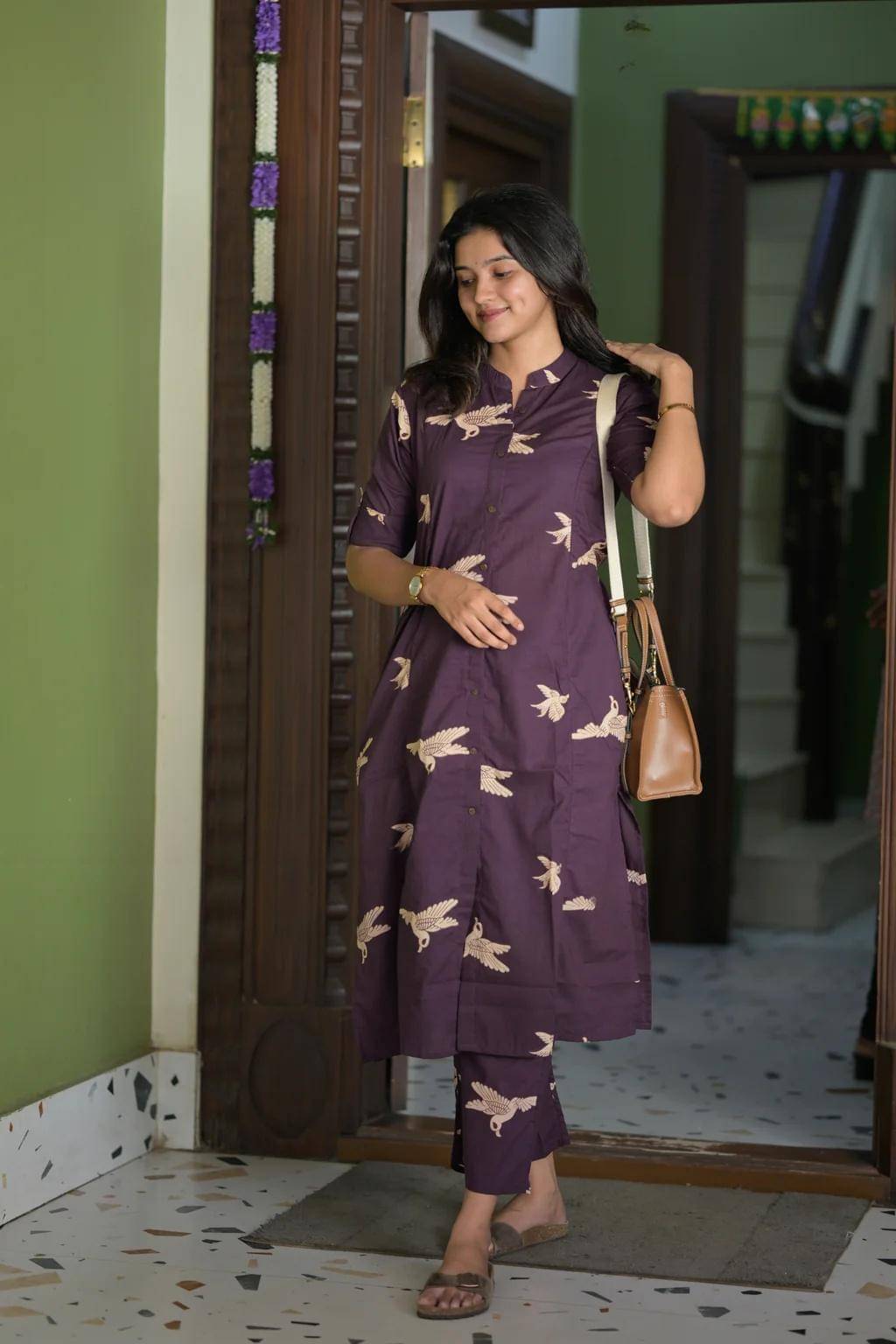     			YAGNIK FASHION Women Cotton Solid Flared Kurti With Pants ( Multicolor )