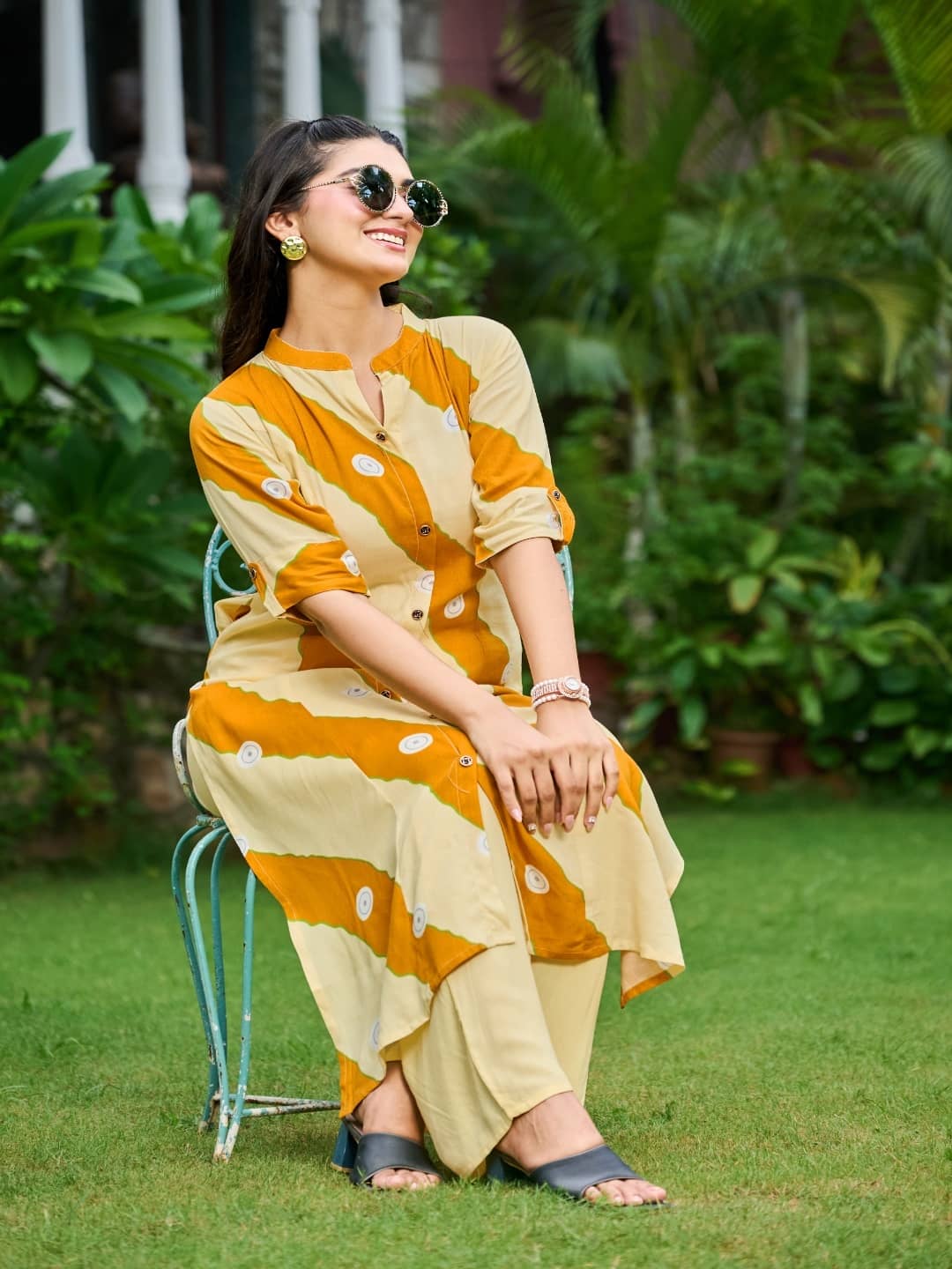 YAGNIK FASHION Women Rayon Solid A-line Kurti With Palazzo ( Yellow )
