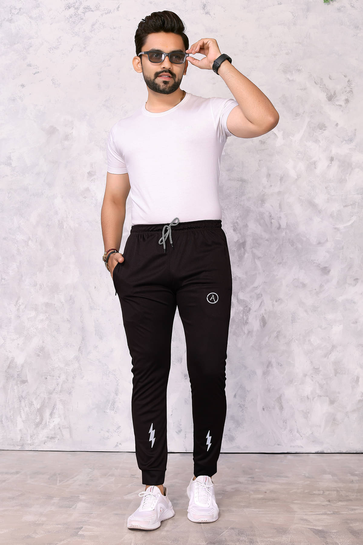     			ANAND SAREES Black Lycra Men's Trackpants ( Pack of 1 )