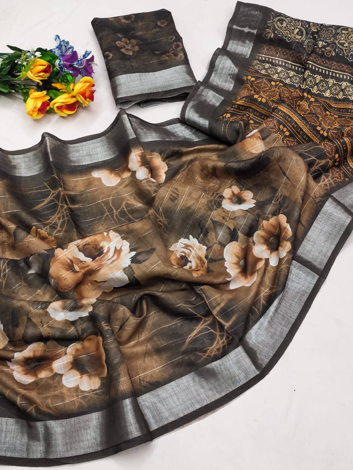     			BYUPRI Chanderi Printed Leheriya Saree With Unstitched Blouse Piece ( Brown )