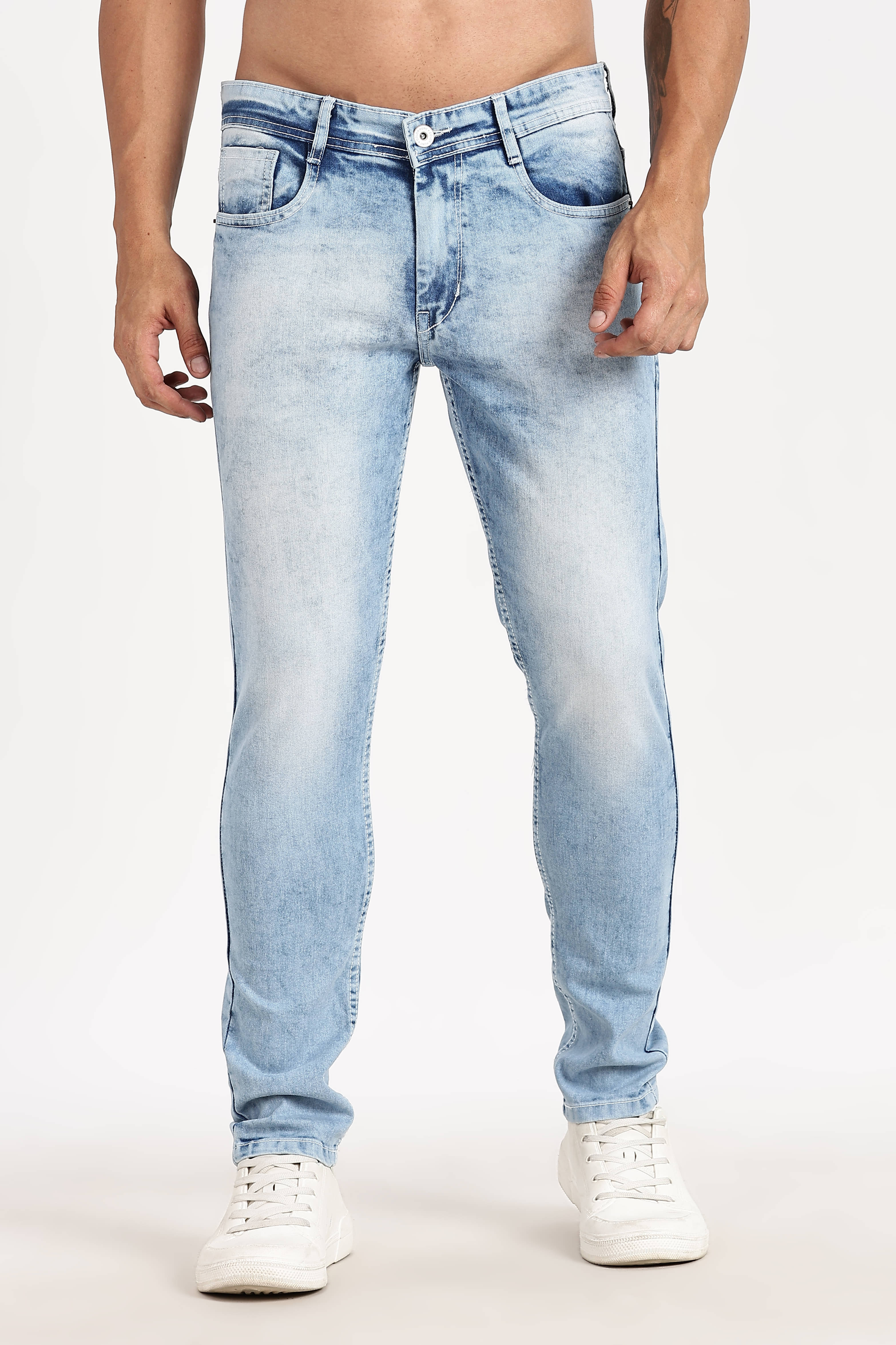     			COLOR HUNT Regular Fit Distressed Men's Jeans - Light Blue ( Pack of 1 )
