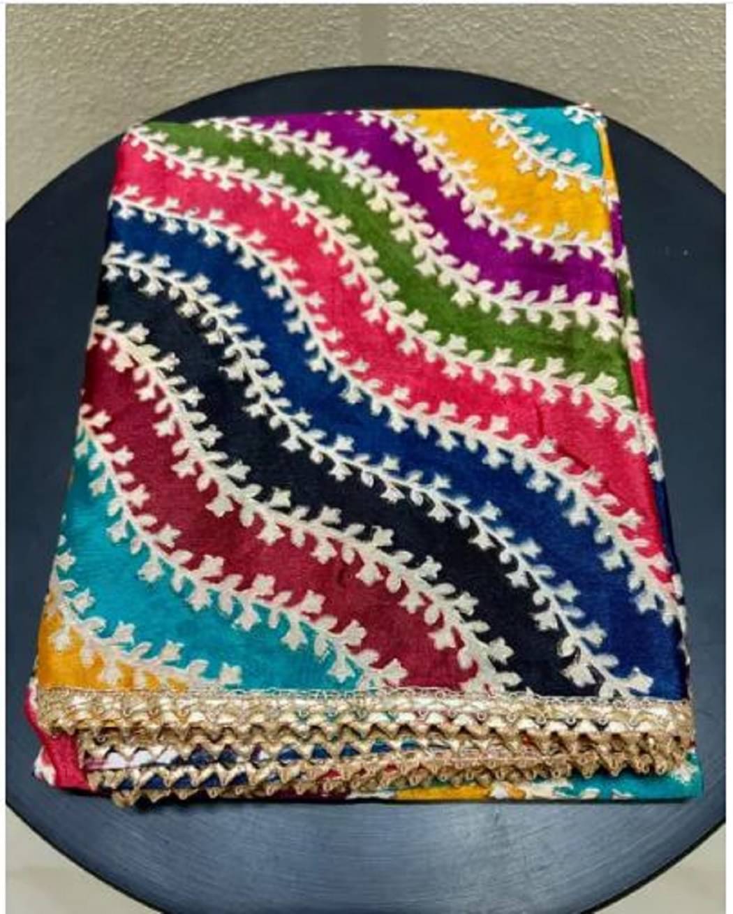     			Naye rang Women Satin Dupatta ( Multicolor , Pack of 1 )
