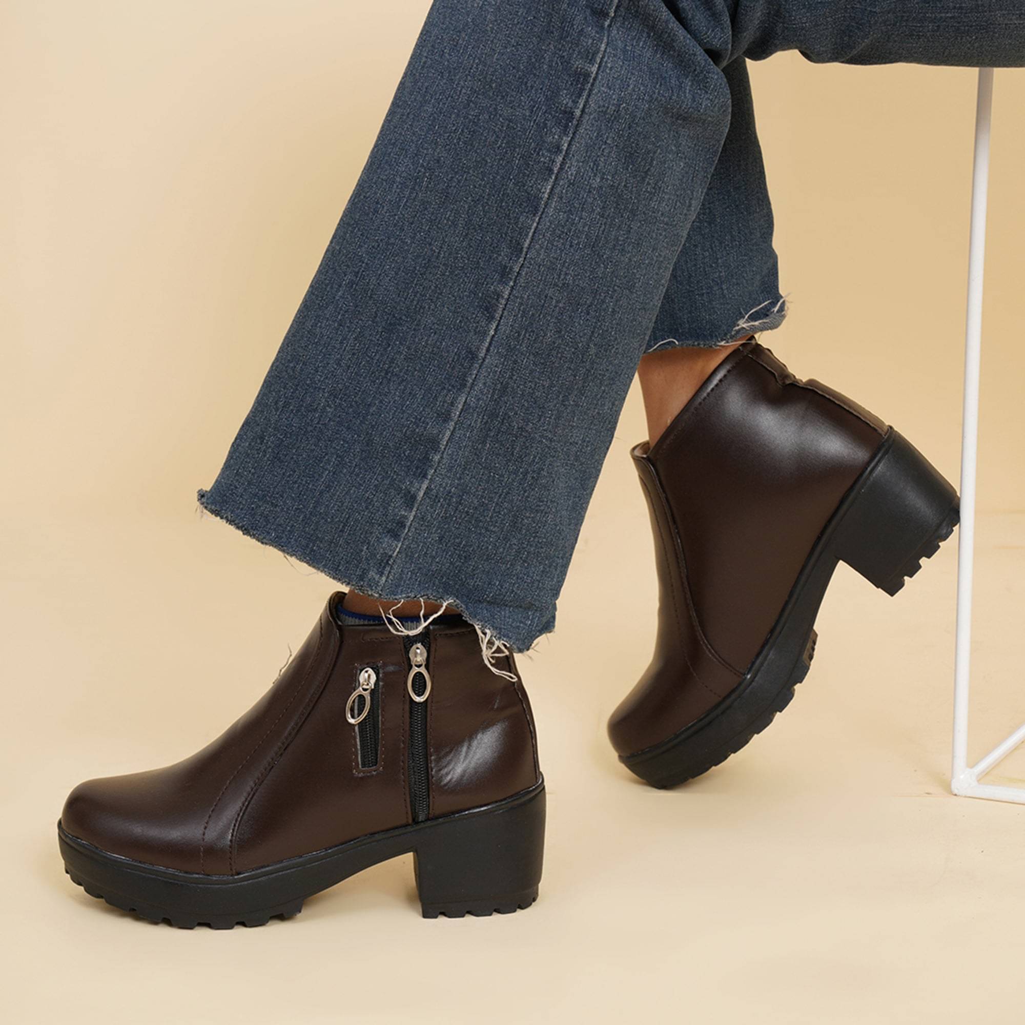    			XE Looks Brown Women's Ankle Length Boots