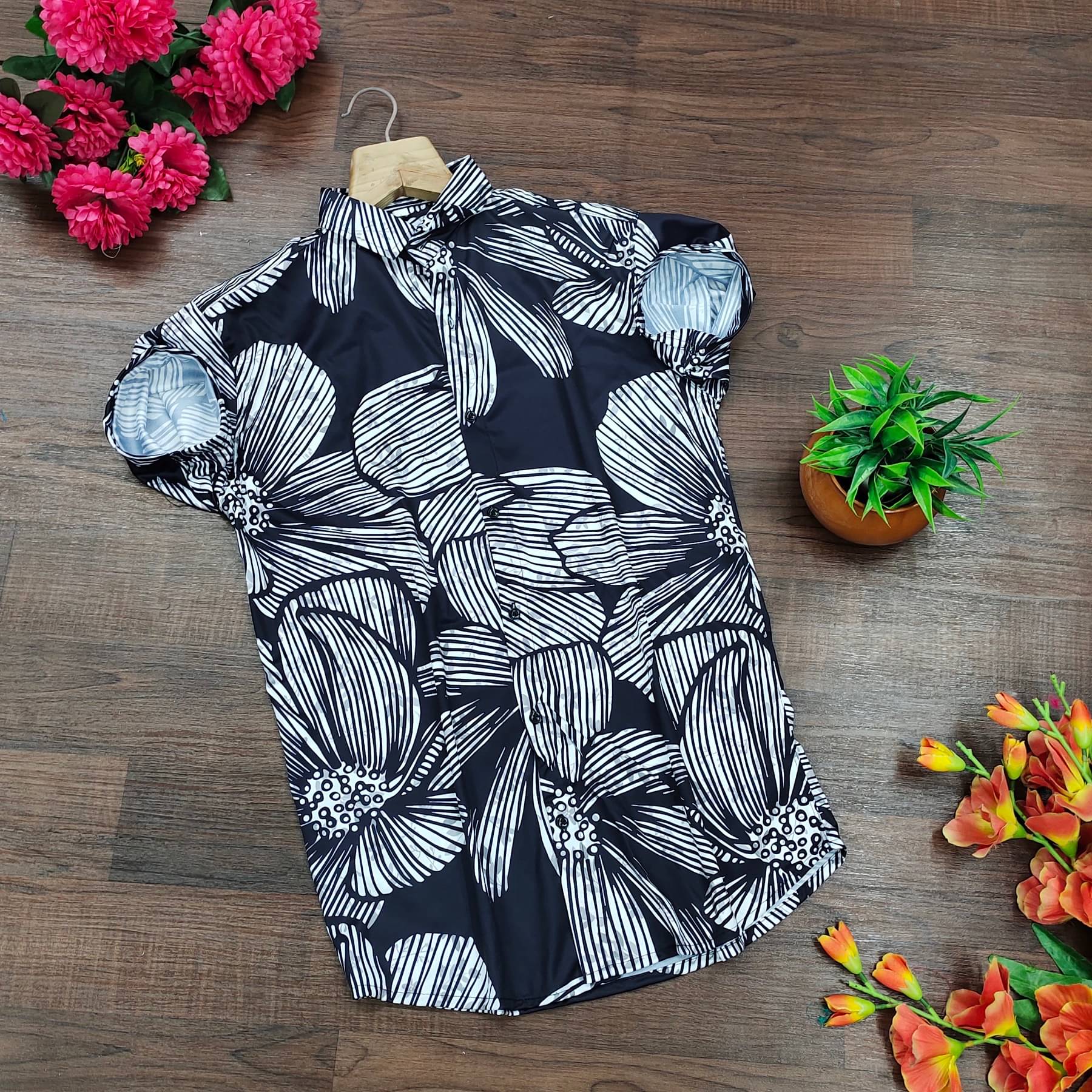 Zonanza Polyester Regular Fit Printed Half Sleeves Men's Casual Shirt - Black ( Pack of 1 ) Zonanza Polyester Regular Fit Printed Half Sleeves Men's Casual Shirt - Black ( Pack of 1 )