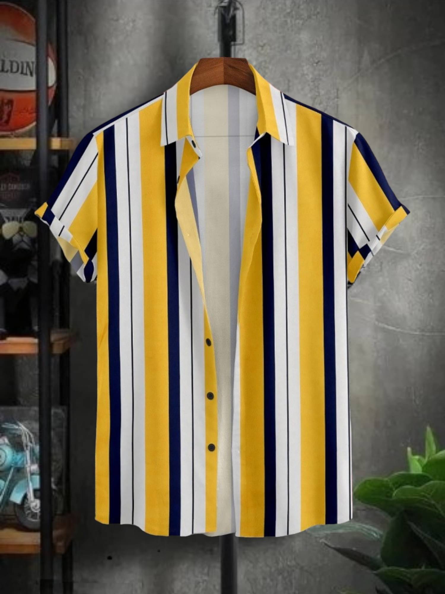     			Zonanza Polyester Slim Fit Striped Half Sleeves Men's Casual Shirt - Yellow ( Pack of 1 )