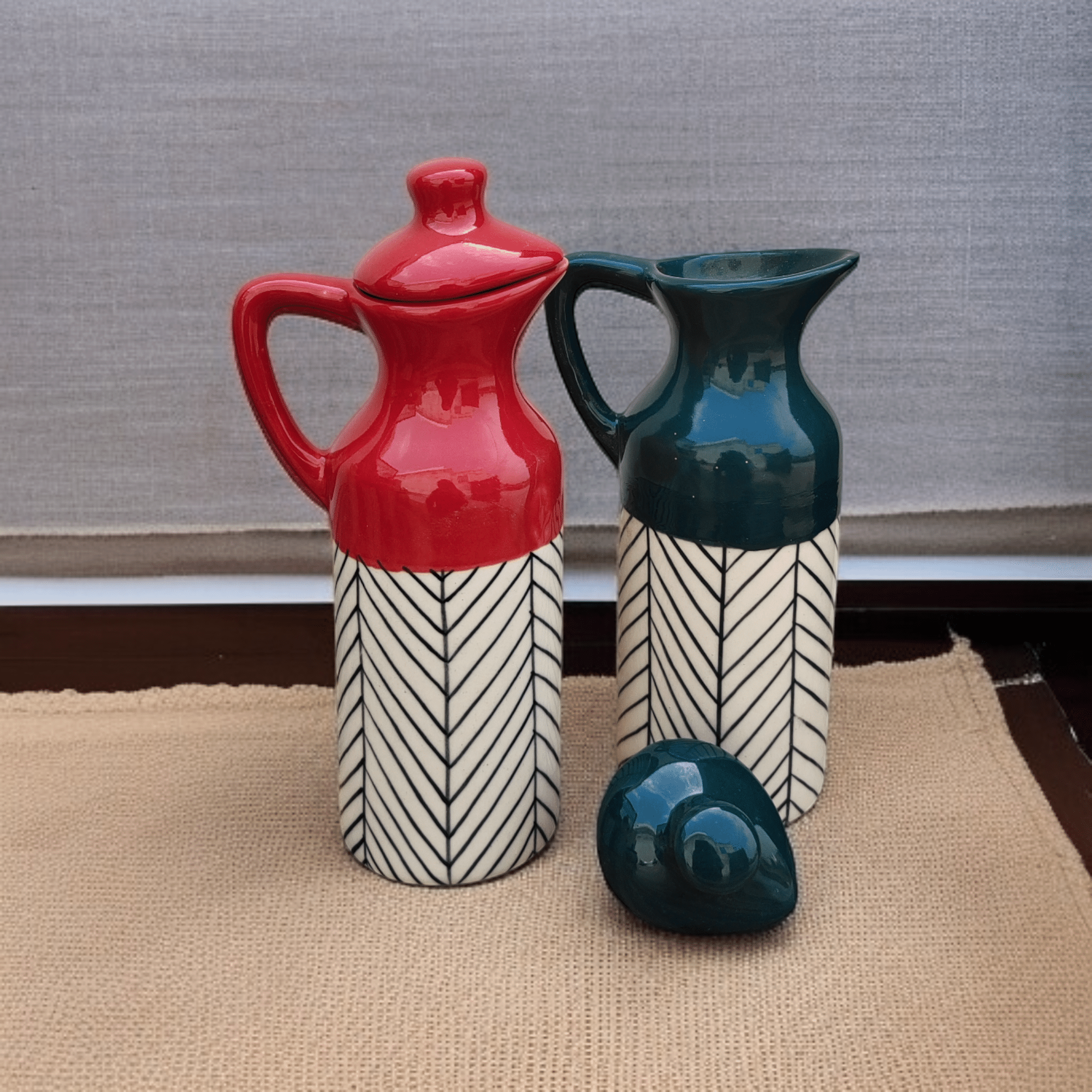 Malaikah Grn Red Oil Dspnsr Ceramic Multicolor Oil Container ( Set of 2 ) Malaikah Grn Red Oil Dspnsr Ceramic Multicolor Oil Container ( Set of 2 )