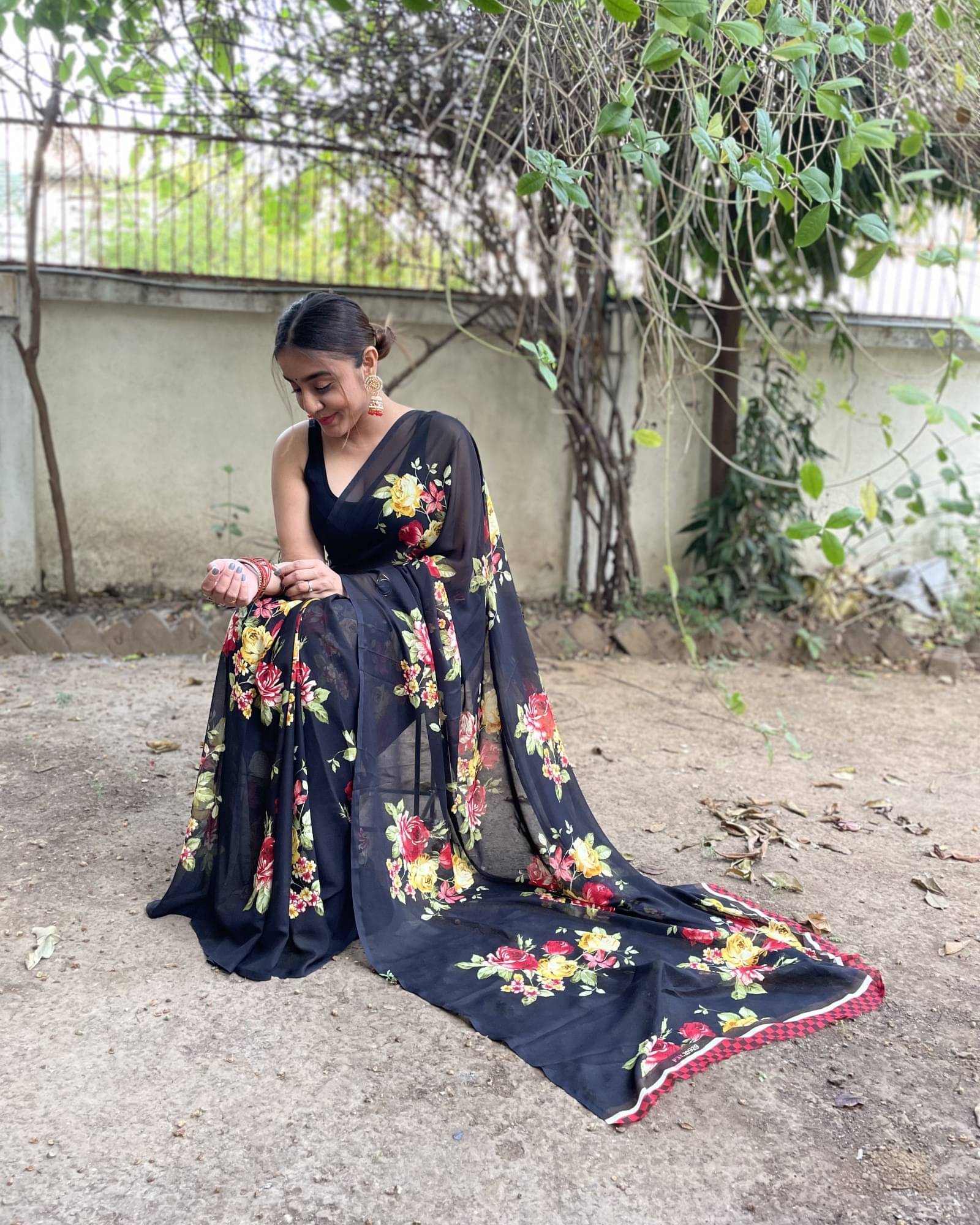     			ANAND SAREES Georgette Printed Saree With Unstitched Blouse Piece ( Black )