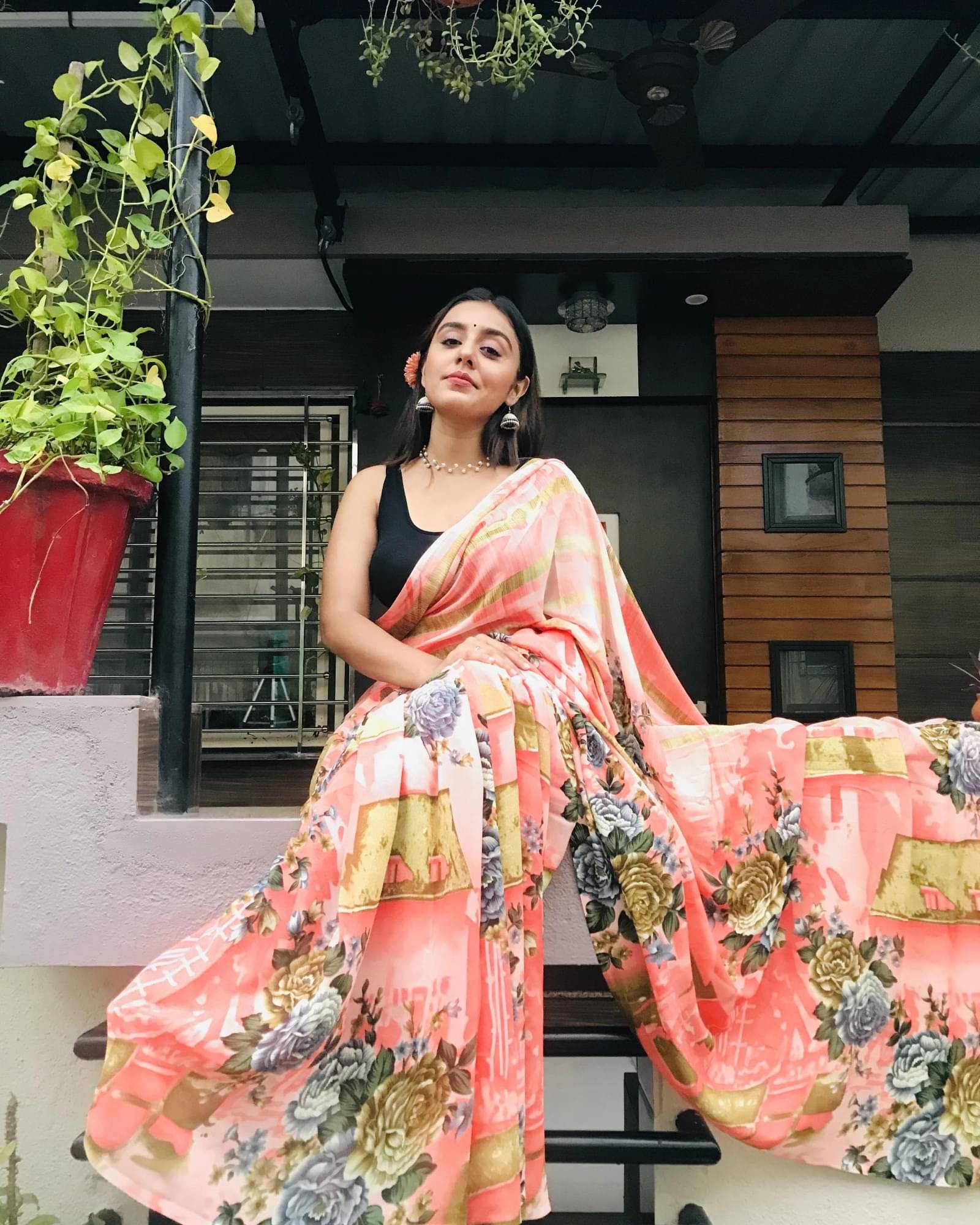 ANAND SAREES Georgette Printed Saree With Unstitched Blouse Piece ( Pink ) ANAND SAREES Georgette Printed Saree With Unstitched Blouse Piece ( Pink )