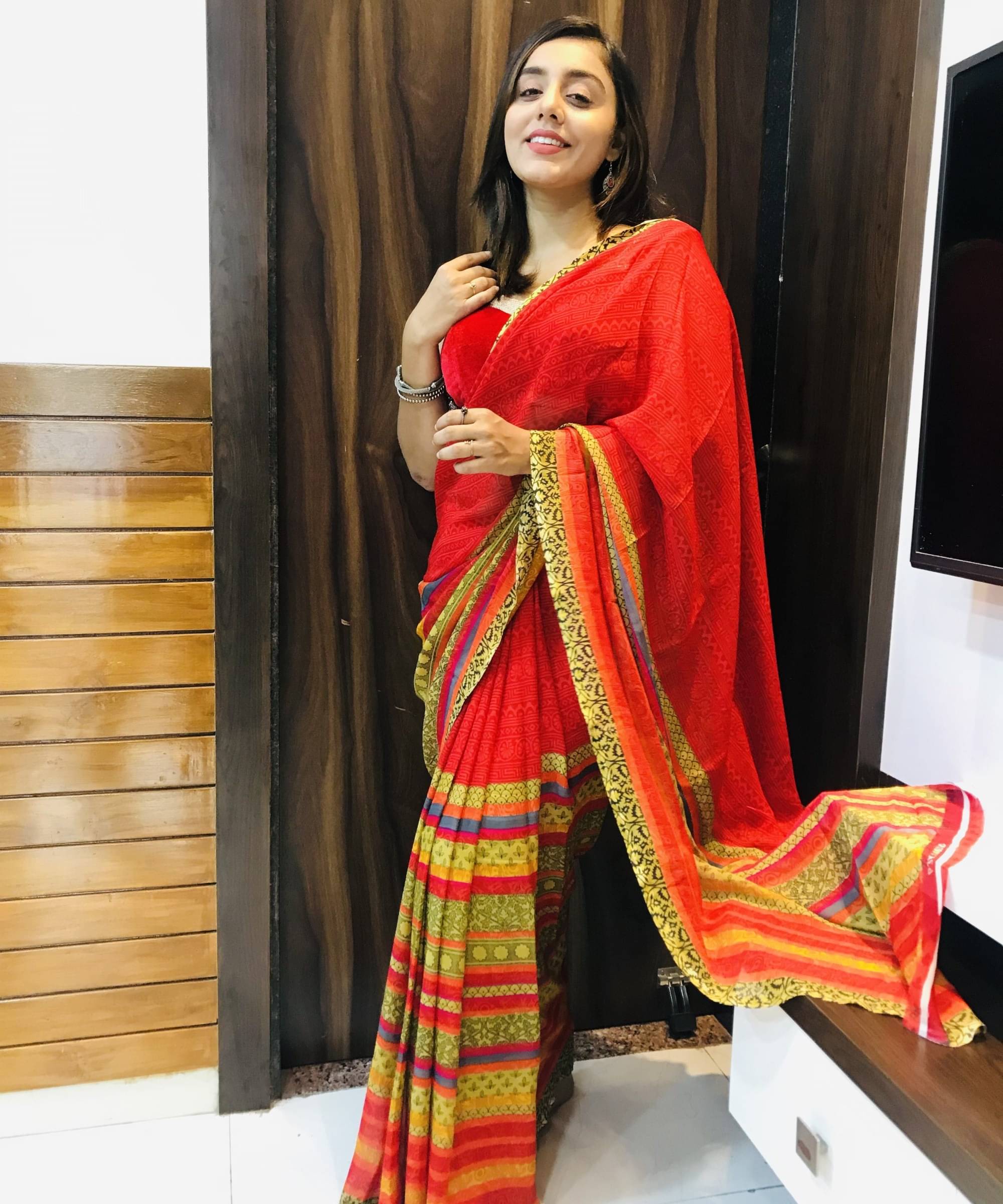     			ANAND SAREES Georgette Printed Saree With Unstitched Blouse Piece ( Red )