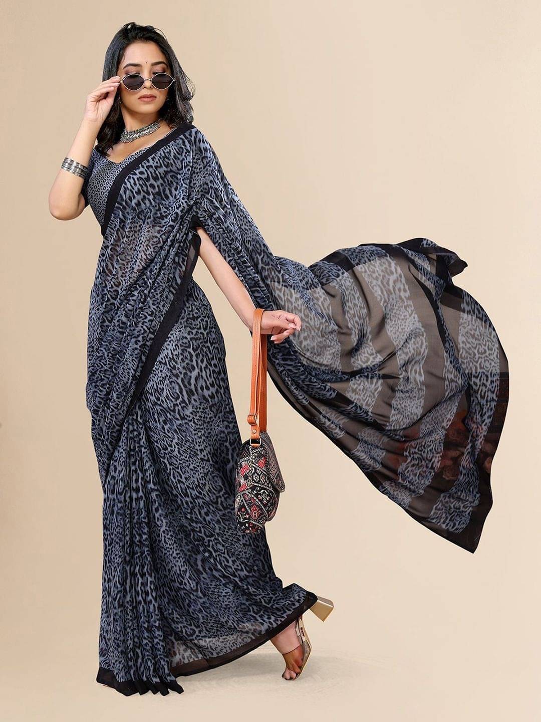 ANAND SAREES Georgette Printed Saree With Unstitched Blouse Piece ( Grey ) ANAND SAREES Georgette Printed Saree With Unstitched Blouse Piece ( Grey )