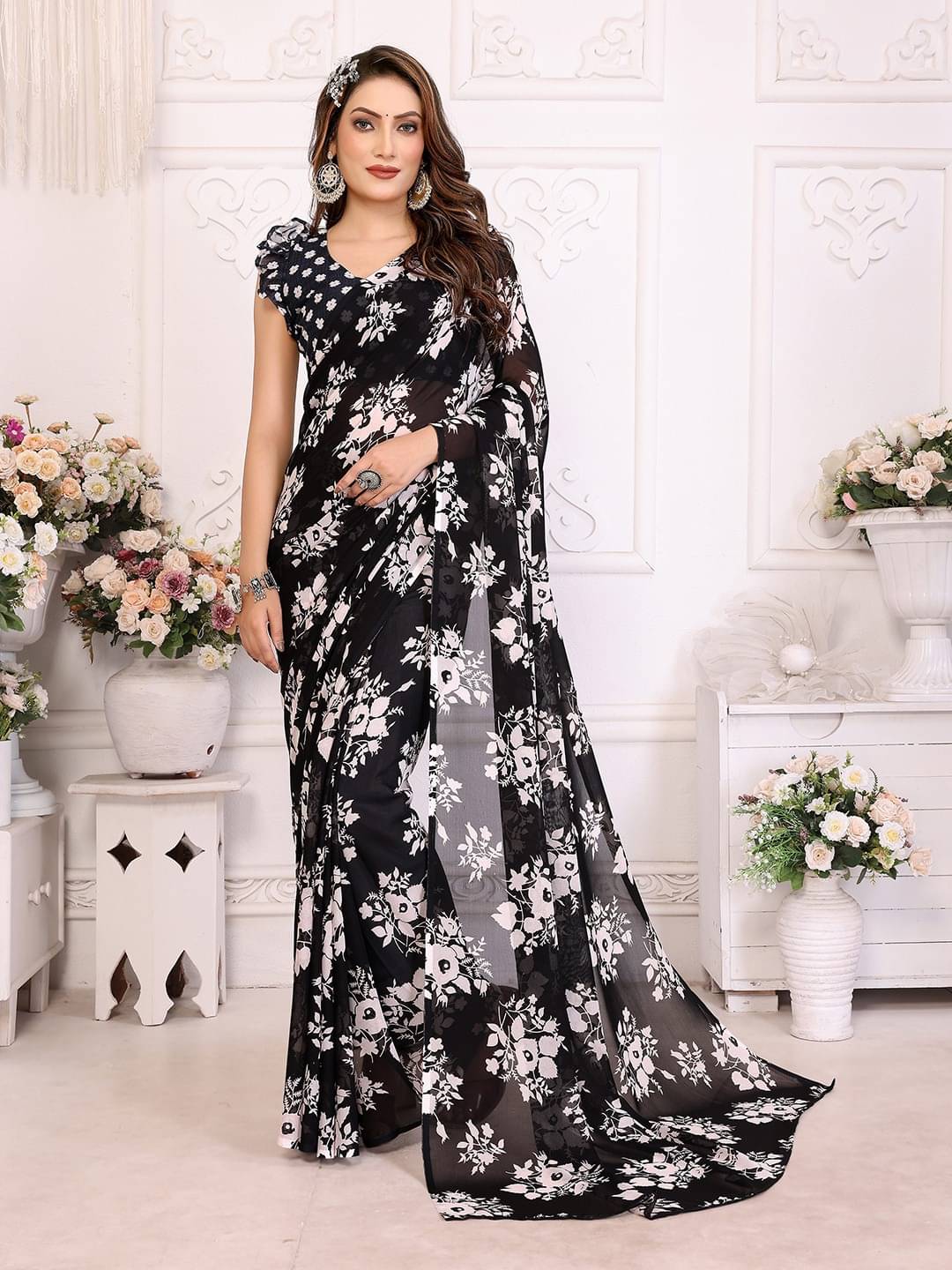 ANAND SAREES Georgette Printed Saree With Unstitched Blouse Piece ( Black ) ANAND SAREES Georgette Printed Saree With Unstitched Blouse Piece ( Black )