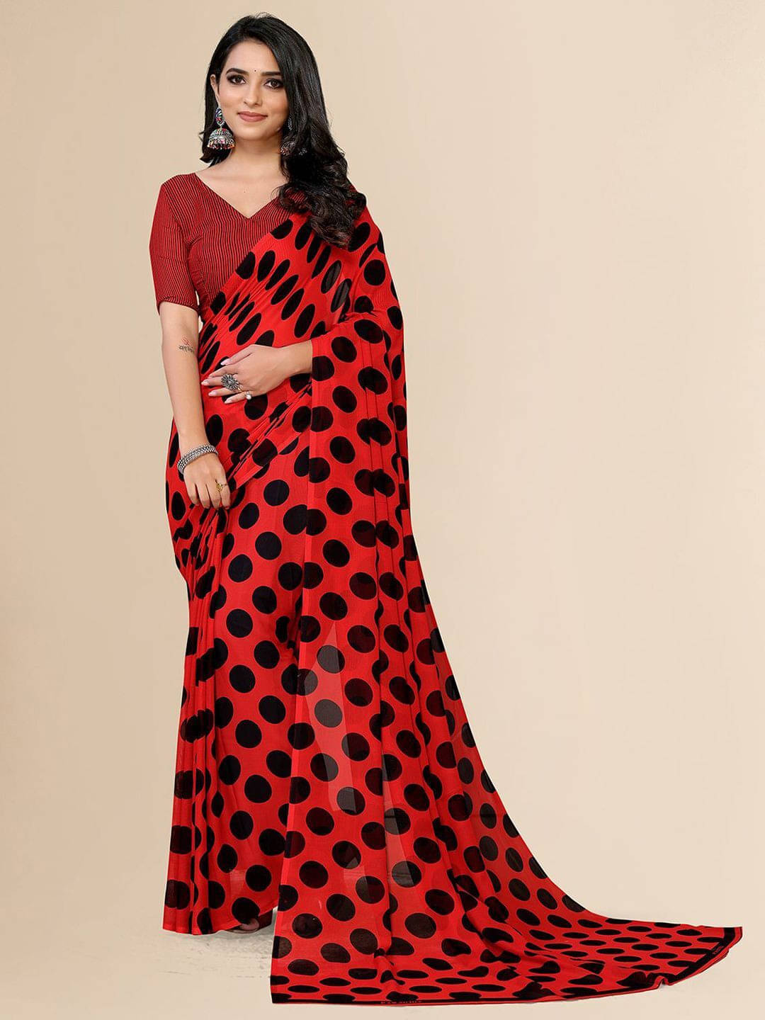 ANAND SAREES Georgette Printed Saree With Unstitched Blouse Piece ( Black ) ANAND SAREES Georgette Printed Saree With Unstitched Blouse Piece ( Black )