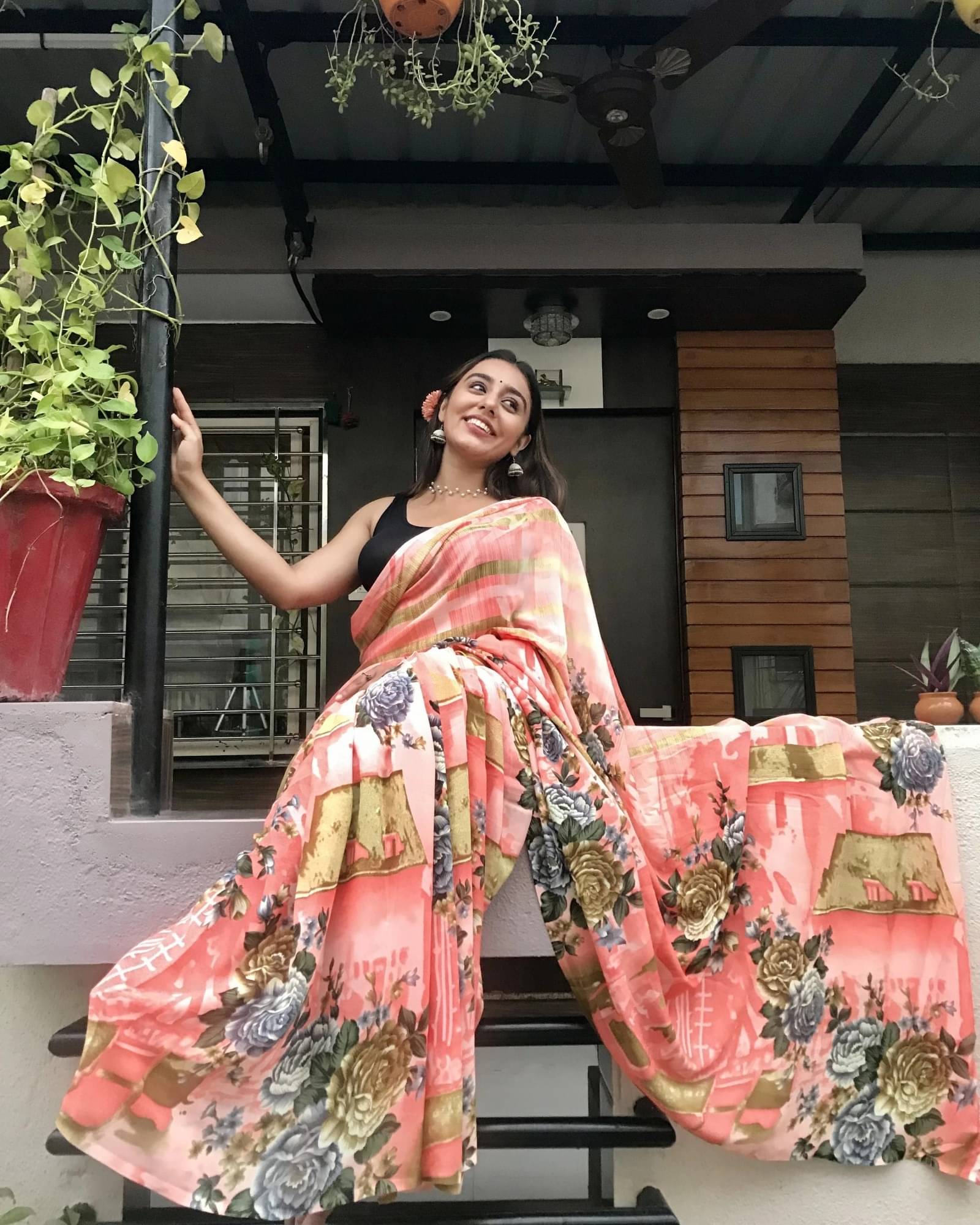 ANAND SAREES Georgette Printed Saree With Unstitched Blouse Piece ( Pink ) ANAND SAREES Georgette Printed Saree With Unstitched Blouse Piece ( Pink )