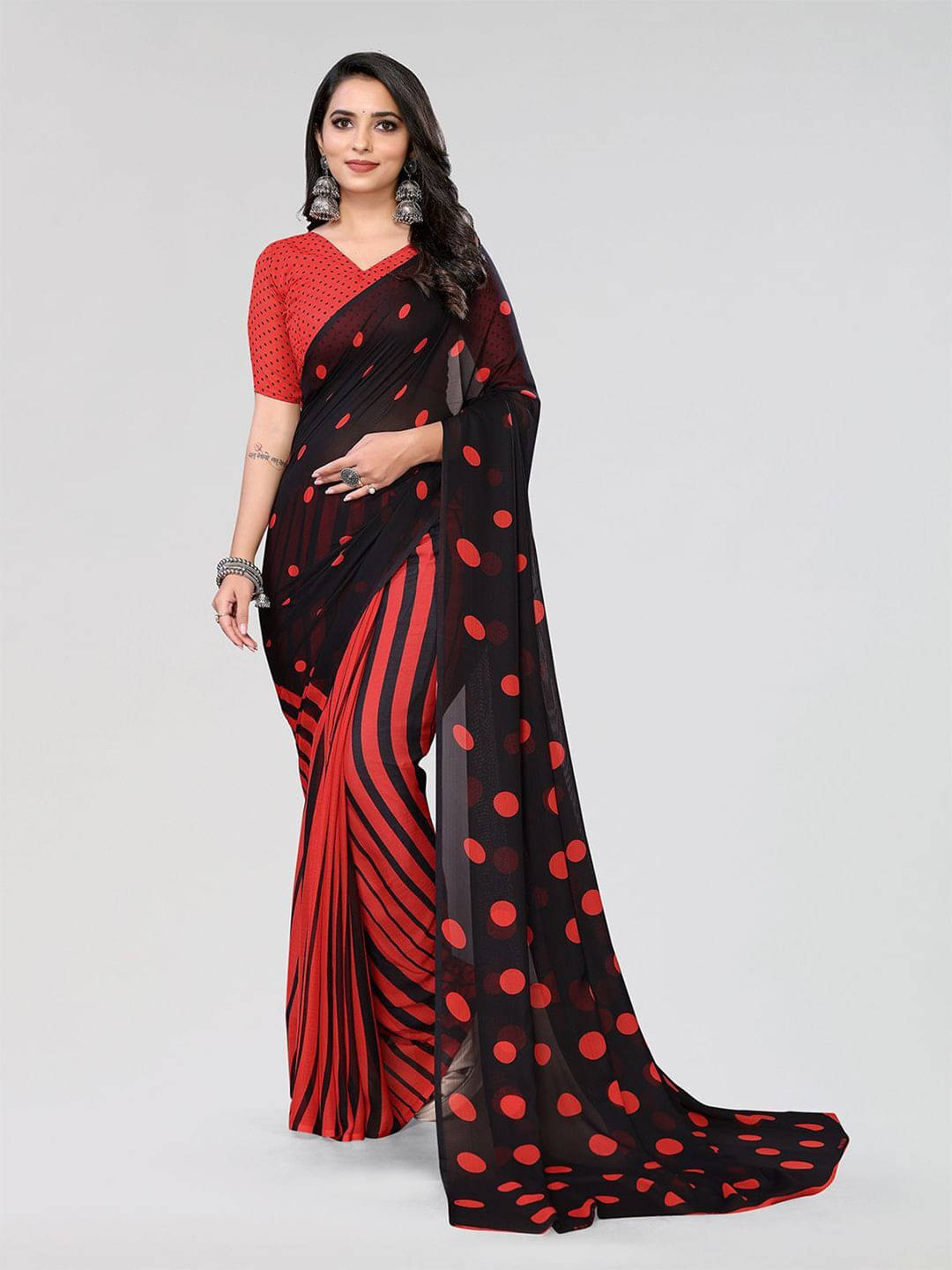 ANAND SAREES Georgette Printed Saree With Unstitched Blouse Piece ( Red ) ANAND SAREES Georgette Printed Saree With Unstitched Blouse Piece ( Red )