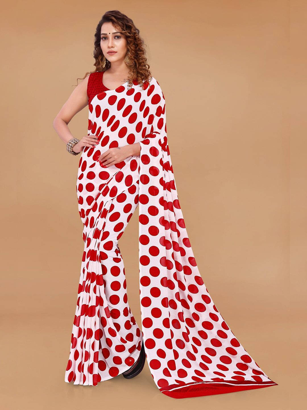 ANAND SAREES Georgette Printed Saree With Unstitched Blouse Piece ( Red ) ANAND SAREES Georgette Printed Saree With Unstitched Blouse Piece ( Red )