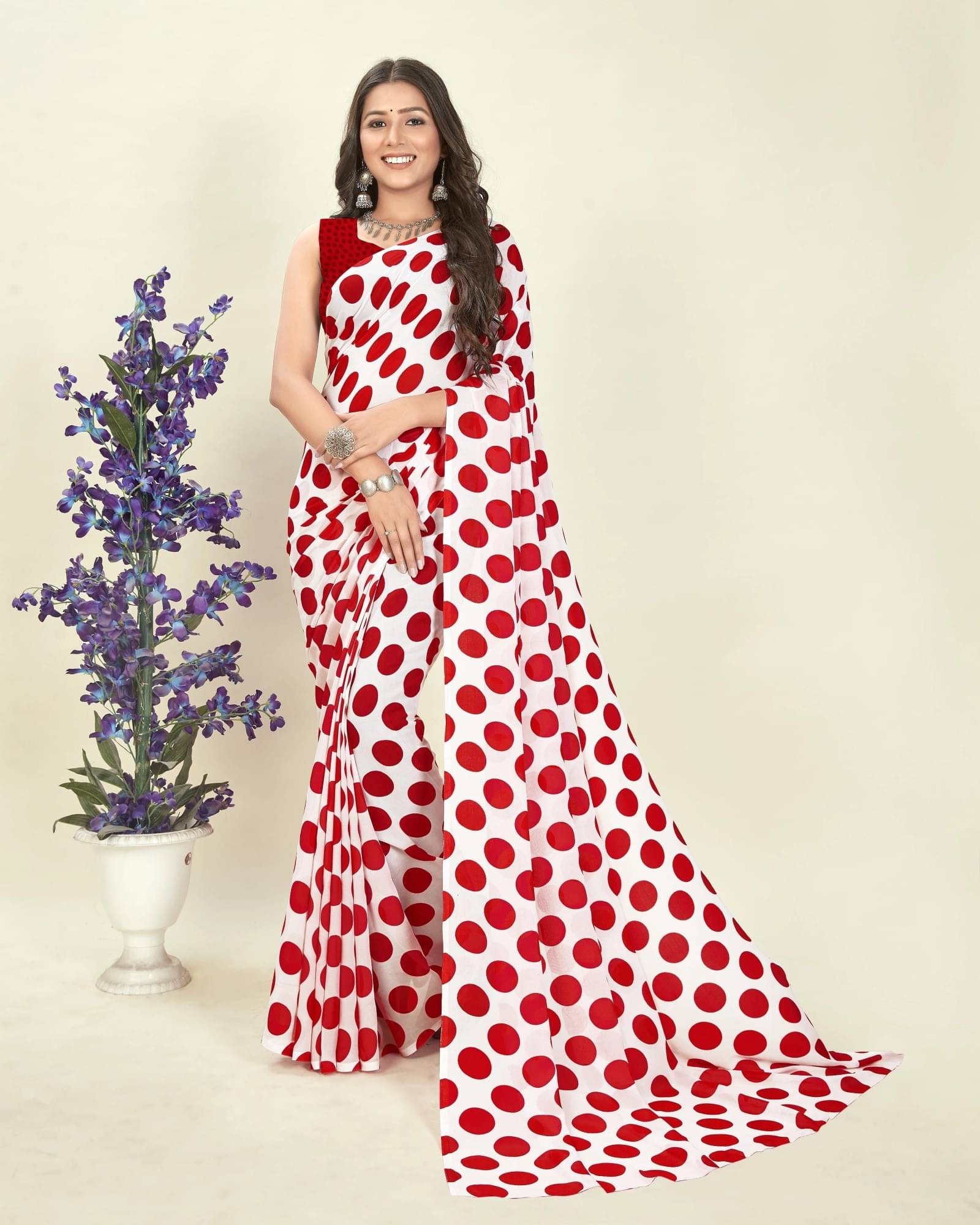 ANAND SAREES Georgette Printed Saree With Unstitched Blouse Piece ( Gold ) ANAND SAREES Georgette Printed Saree With Unstitched Blouse Piece ( Gold )