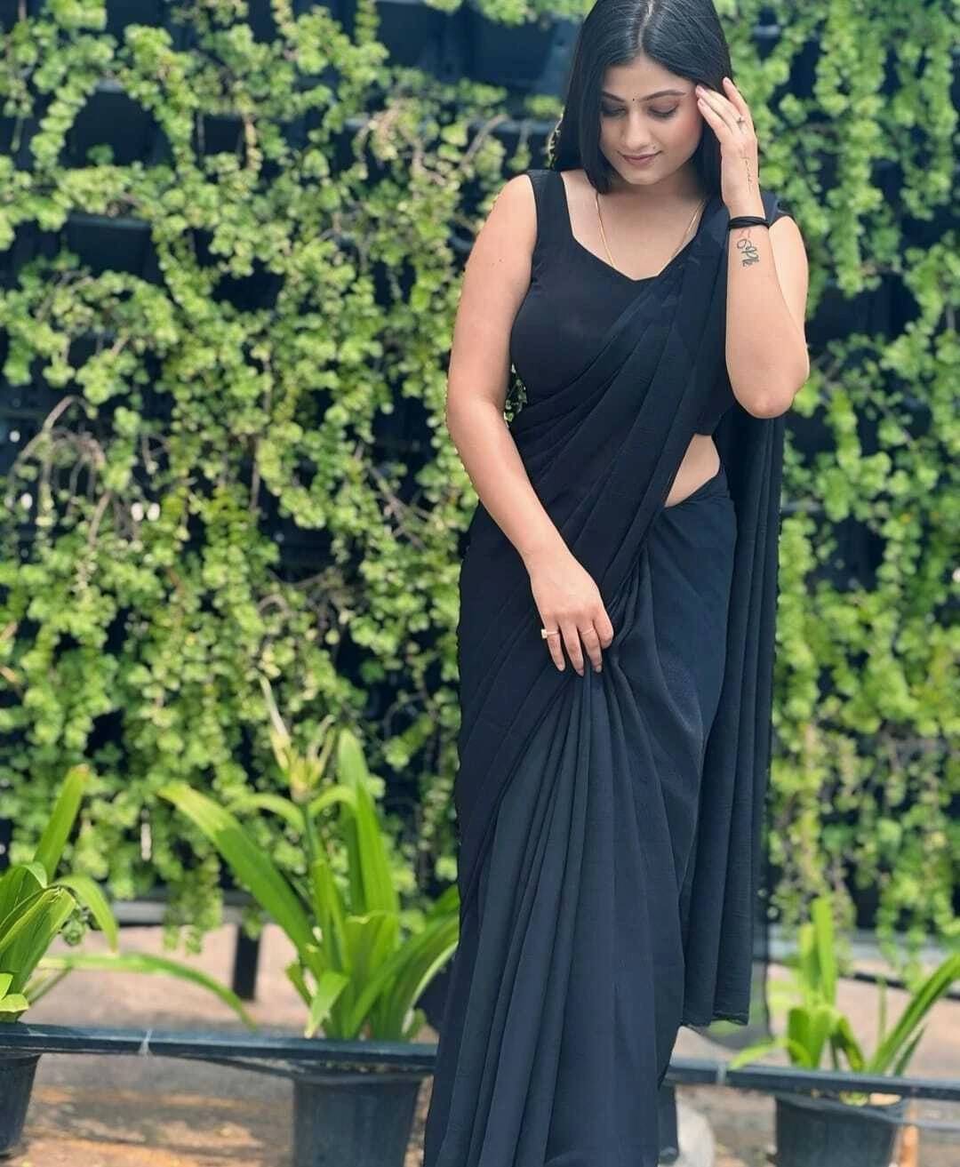     			ANAND SAREES Georgette Solid Saree With Unstitched Blouse Piece ( Black )