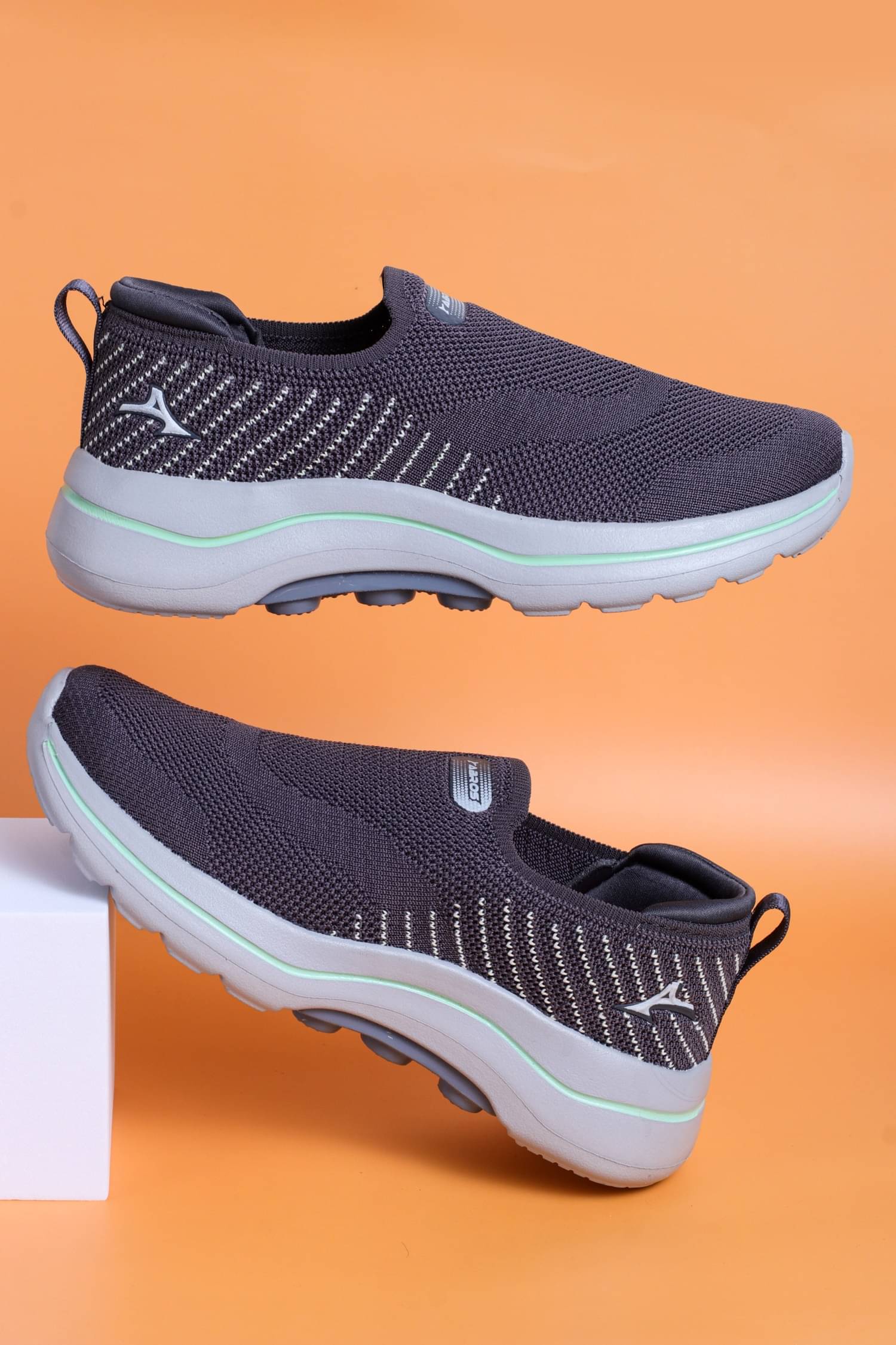     			Abros - Dark Grey Women's Aerobics Shoes