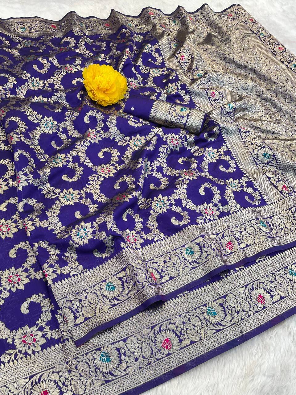     			fab woven Art Silk Woven Kanjeevaram Sarees With Unstitched Blouse Piece ( Blue )