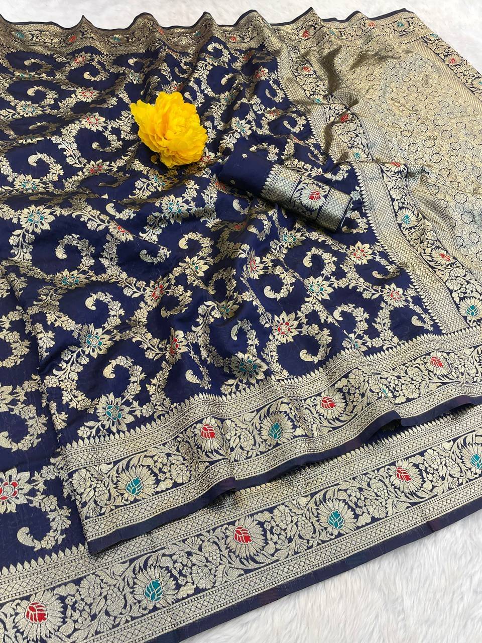 fab woven Art Silk Woven Kanjeevaram Sarees With Unstitched Blouse Piece ( Navy Blue )     			fab woven Art Silk Woven Kanjeevaram Sarees With Unstitched Blouse Piece ( Navy Blue )